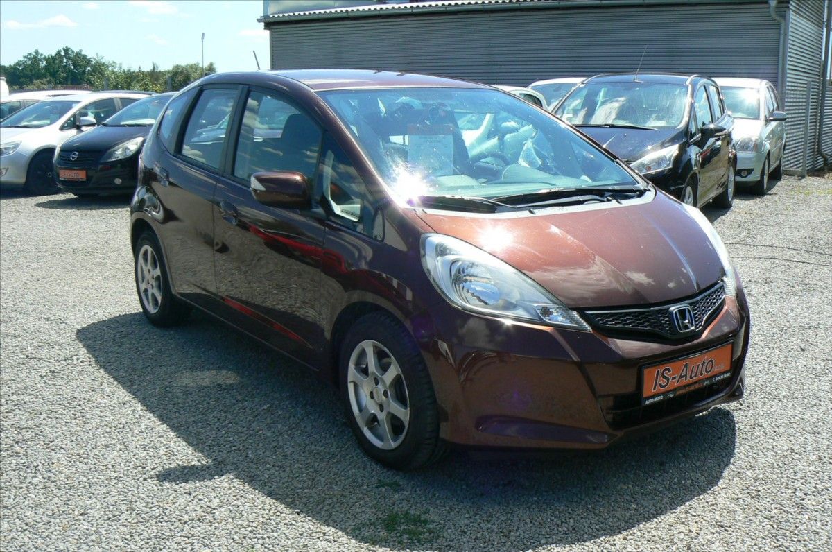 Honda Jazz, 1,4 TREND CVT-AUTOMAT - fotka 2