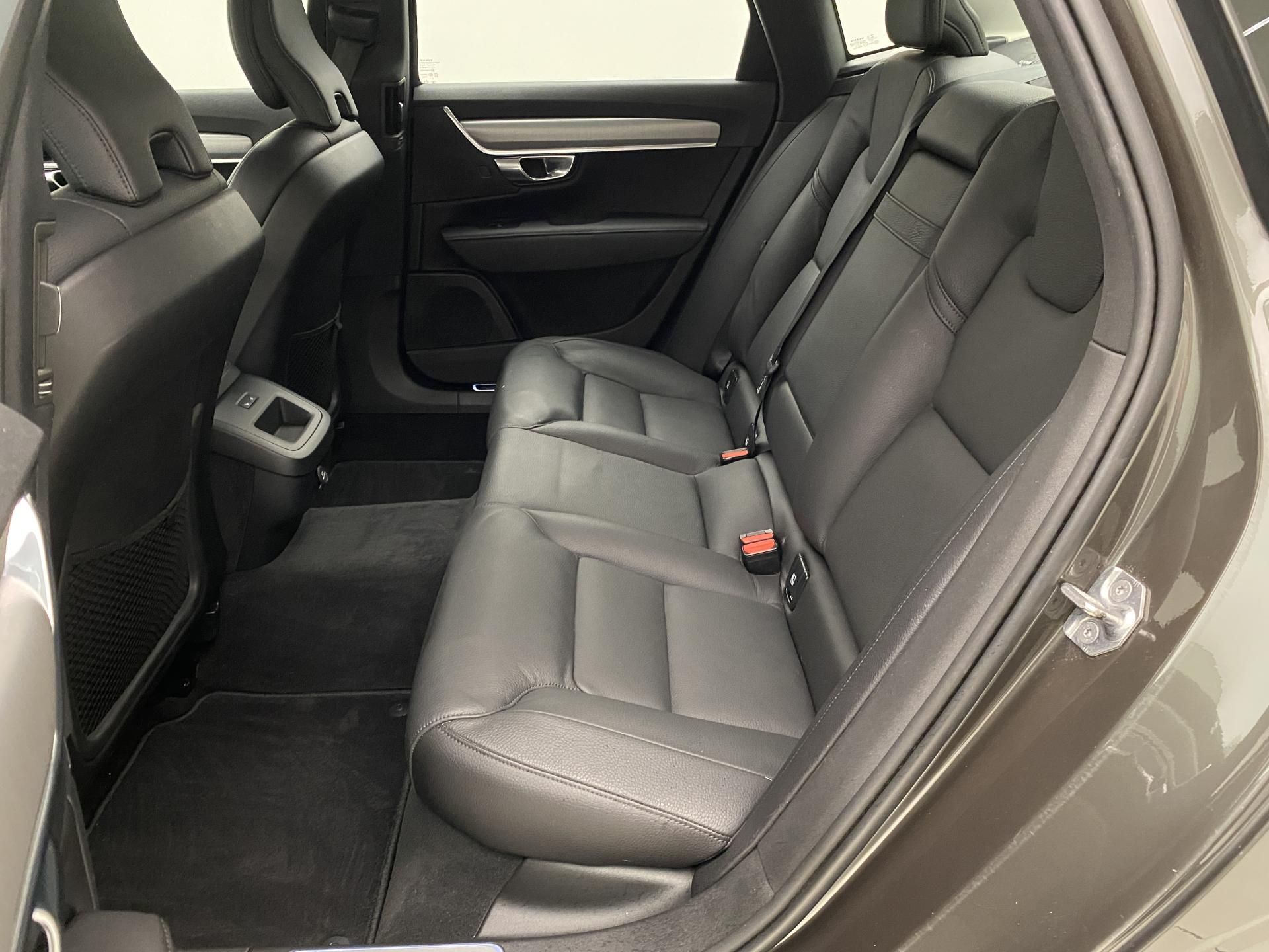 Volvo S90, D4 MOMENTUM AUT - fotka 5