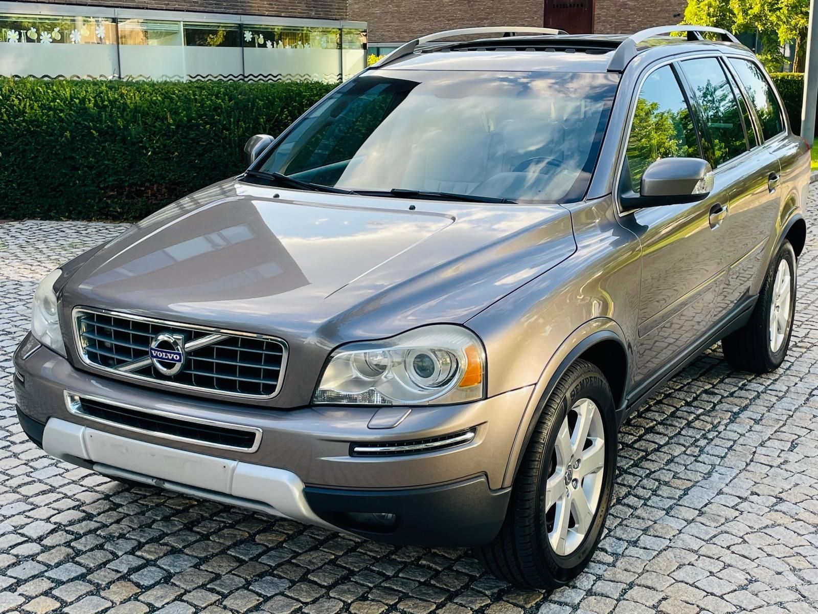 Volvo XC90, 2.4 D5 4x4 AUT SERVISKA TAŽNÉ - fotka 3