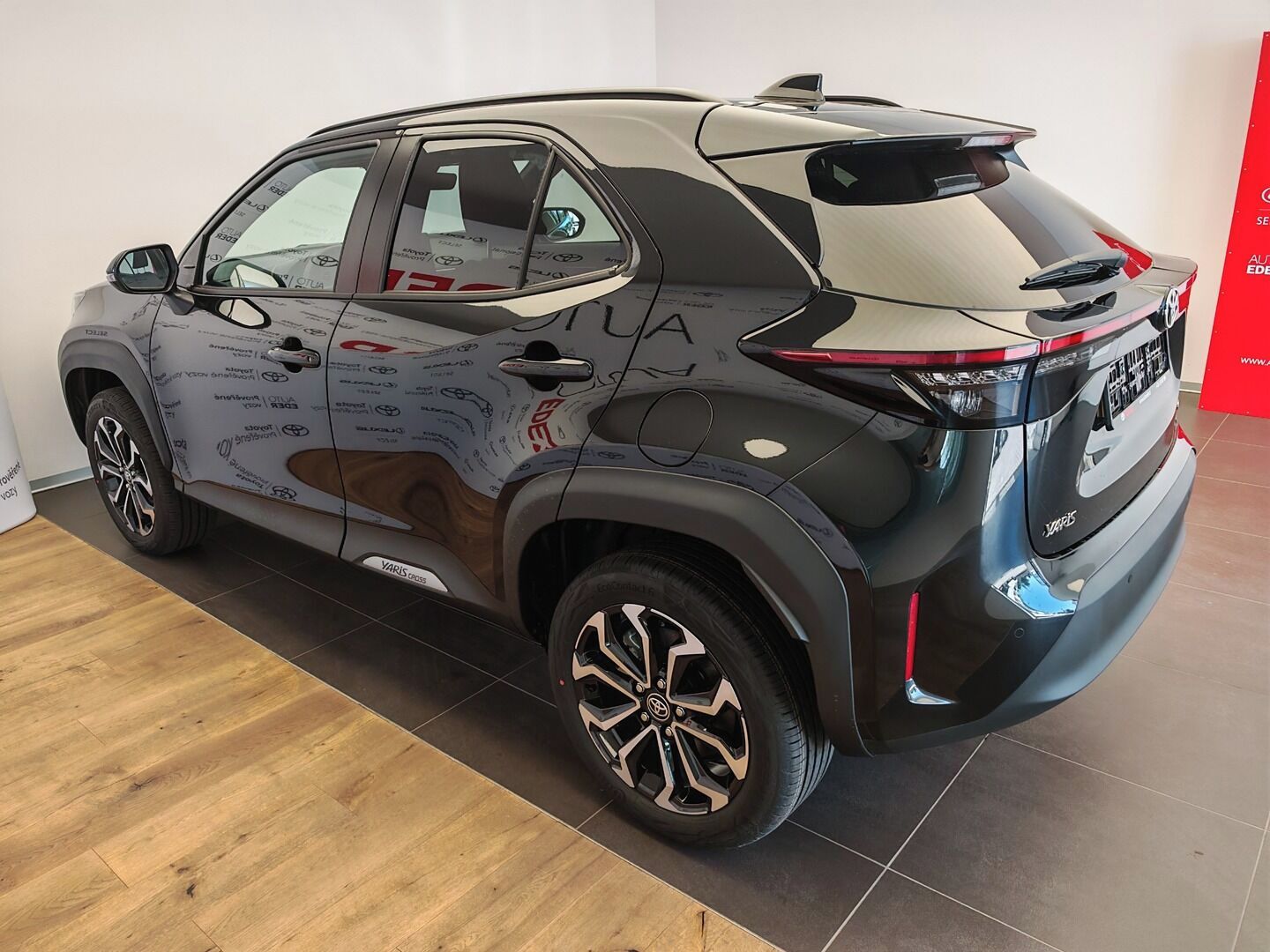 Toyota Yaris Cross, 1.5 Hybrid e-CVT 4x2 Style, AT - fotka 6