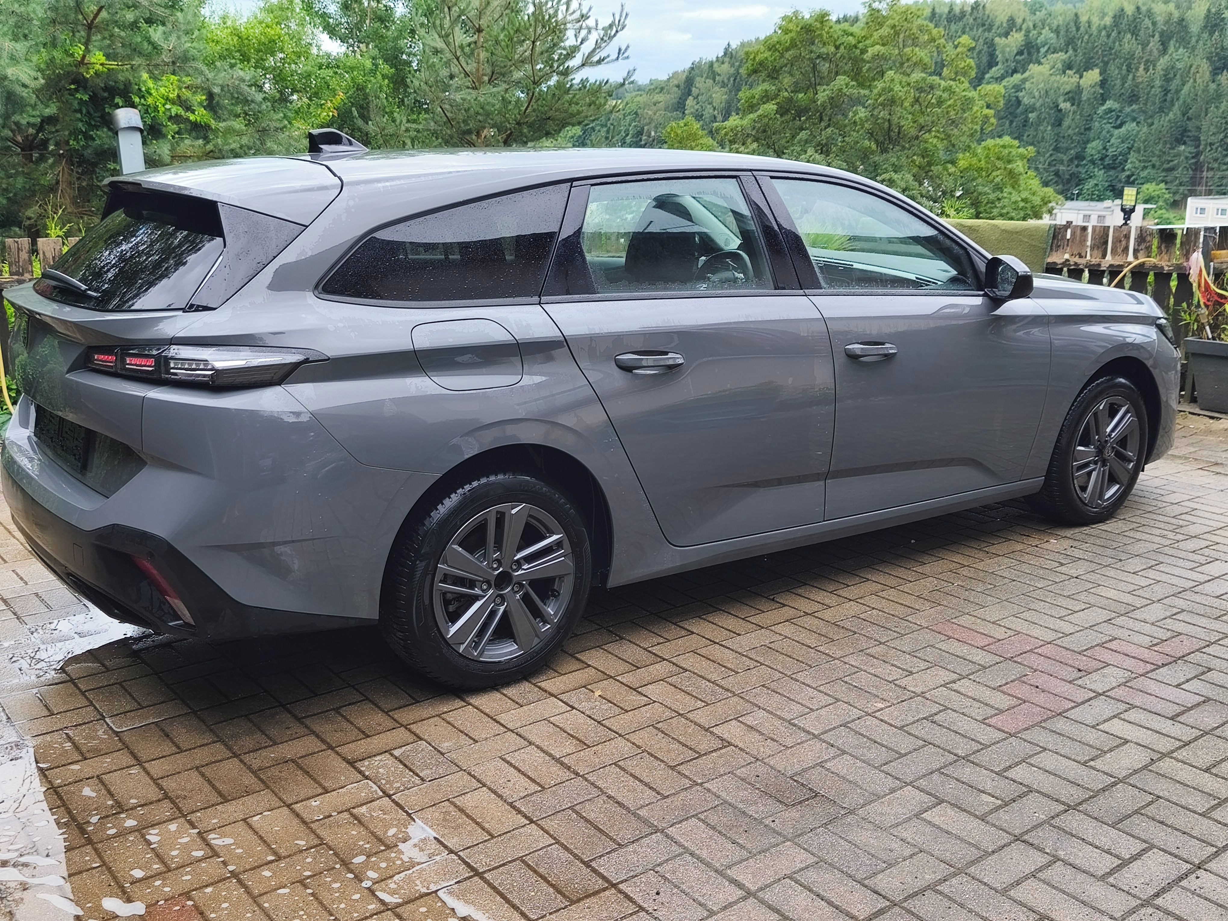 Peugeot 308, SW 1.2i Active,DPH,35t/km - fotka 4