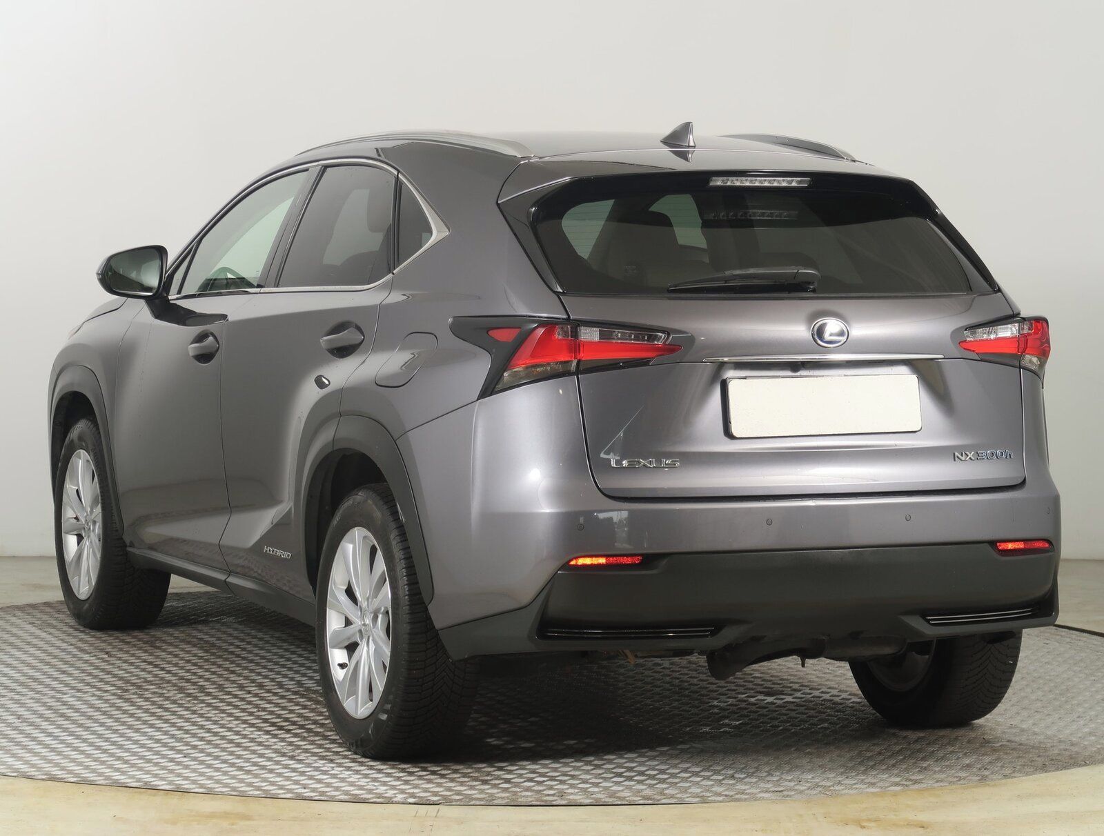 Lexus NX 300h, 300h, 4X4, Automat - fotka 4
