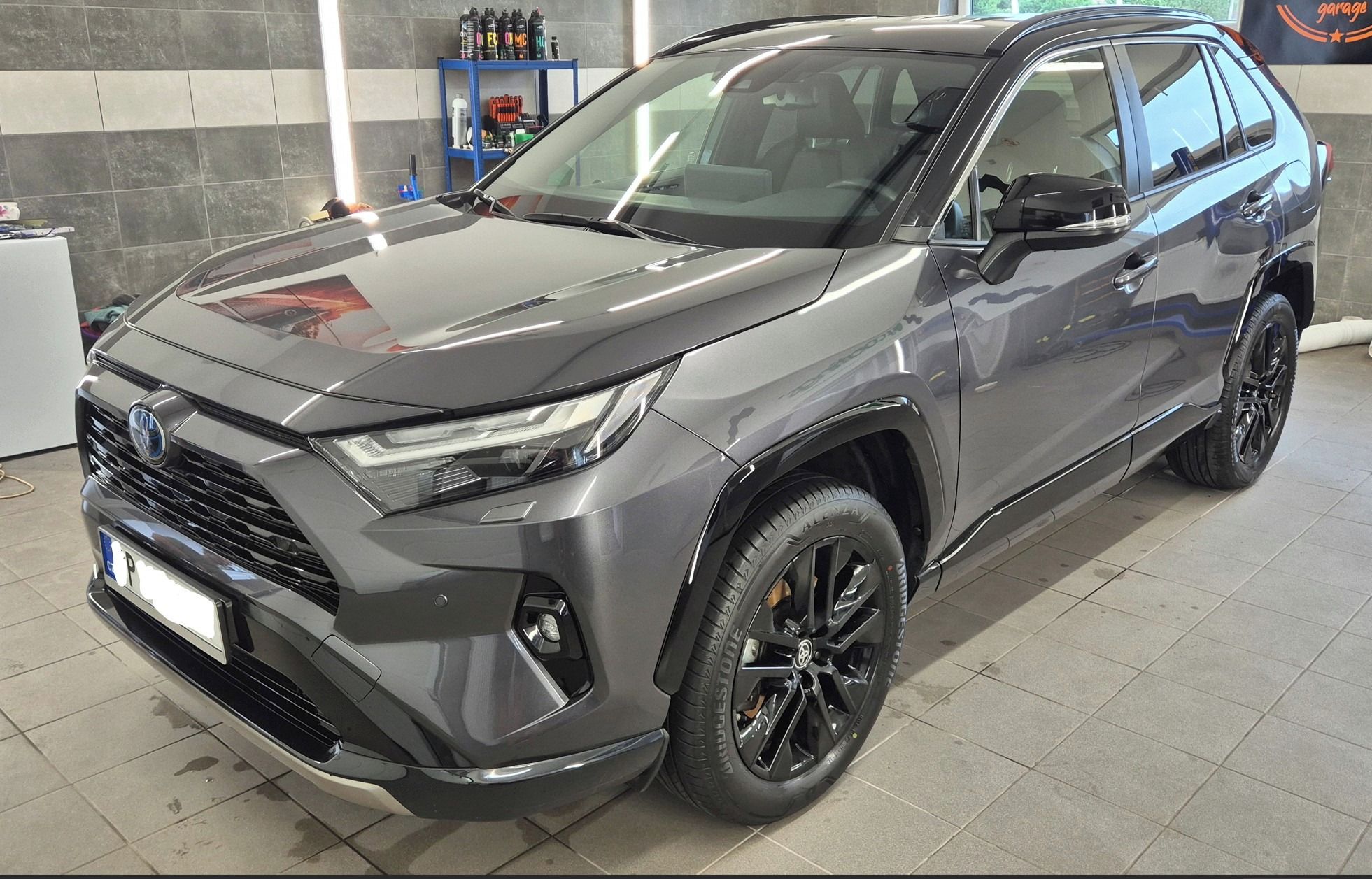 Toyota Rav4, HYBRID FWD SELECTION - fotka 2