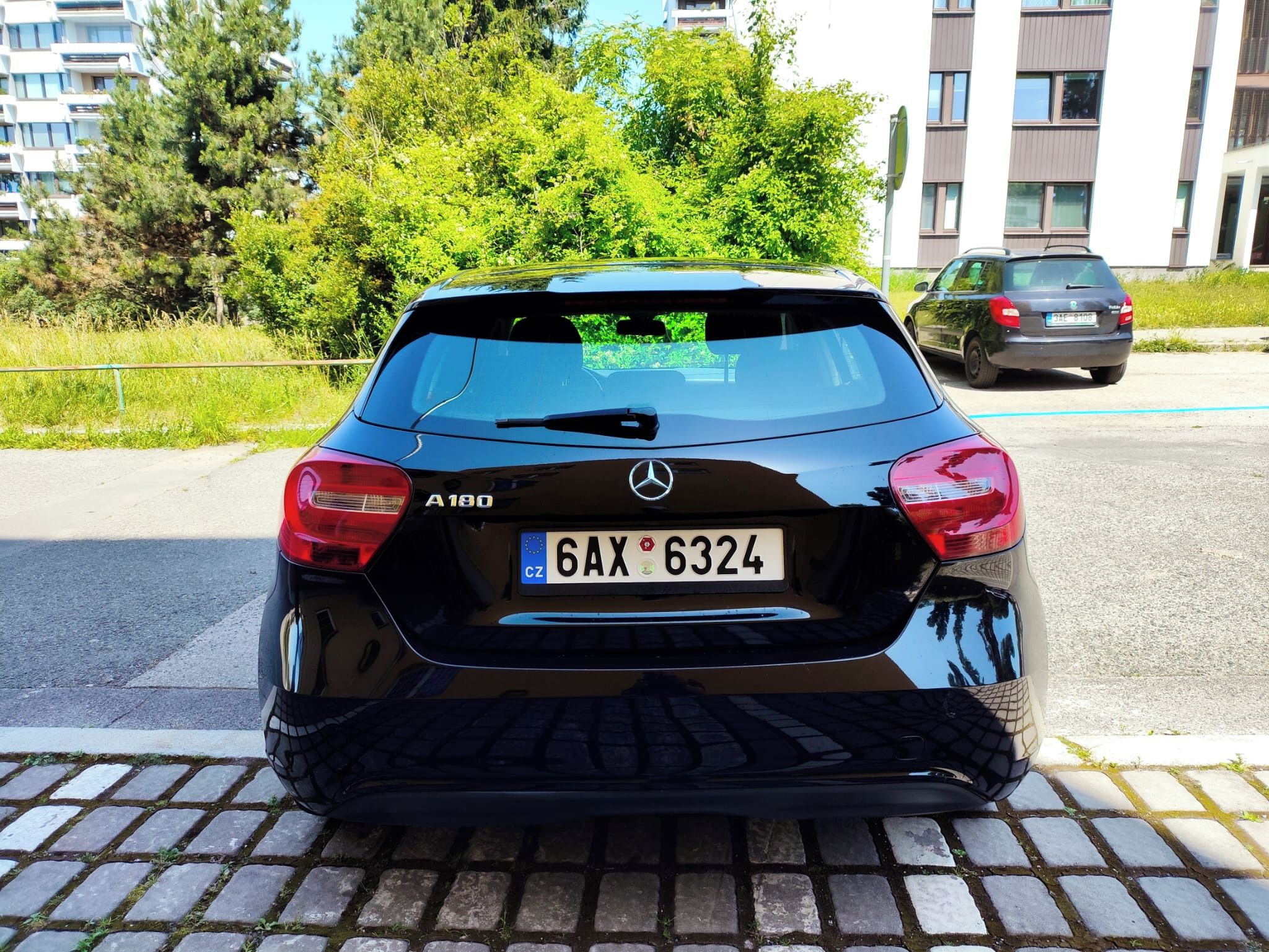 Mercedes-Benz Třídy A, Mercedes-Benz A 180, 90 kW - fotka 4