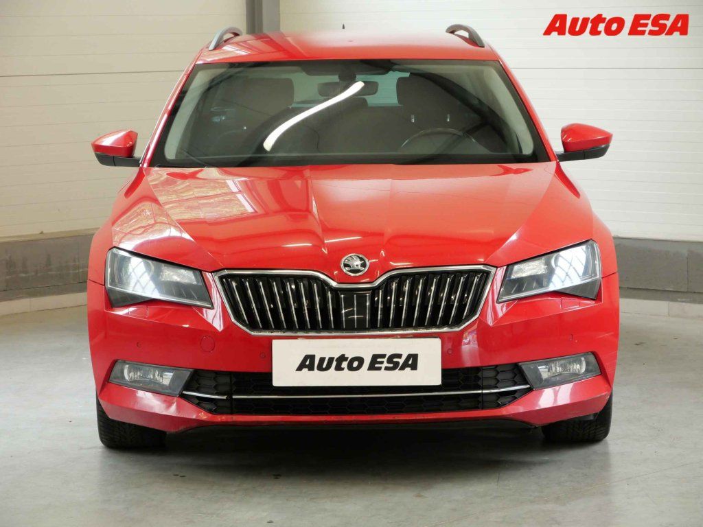 Škoda Superb, 2.0TDI,ČR - fotka 2