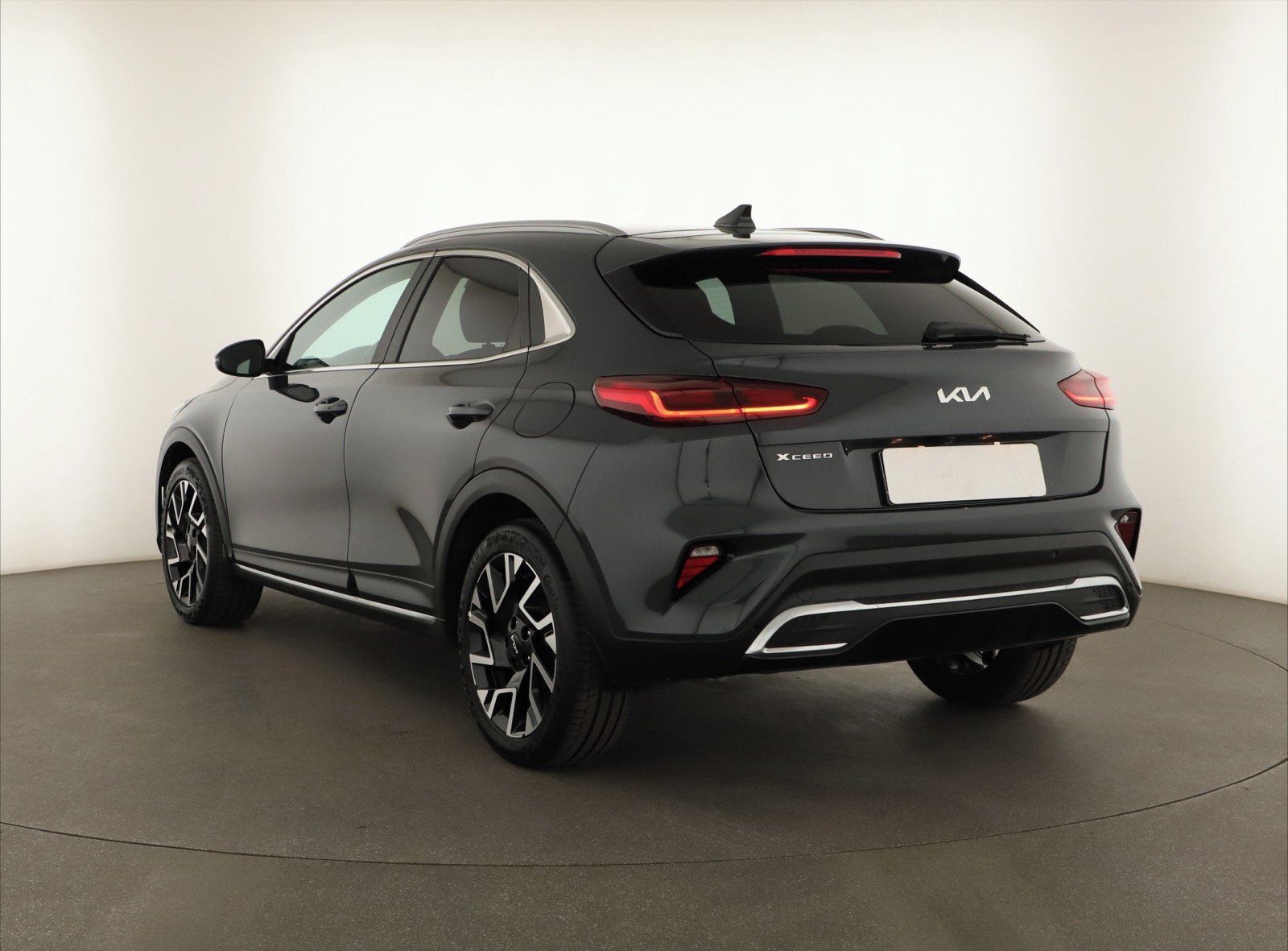 Kia XCee´d, 1.5 T-GDI, TOP, Top, Navigace - fotka 4