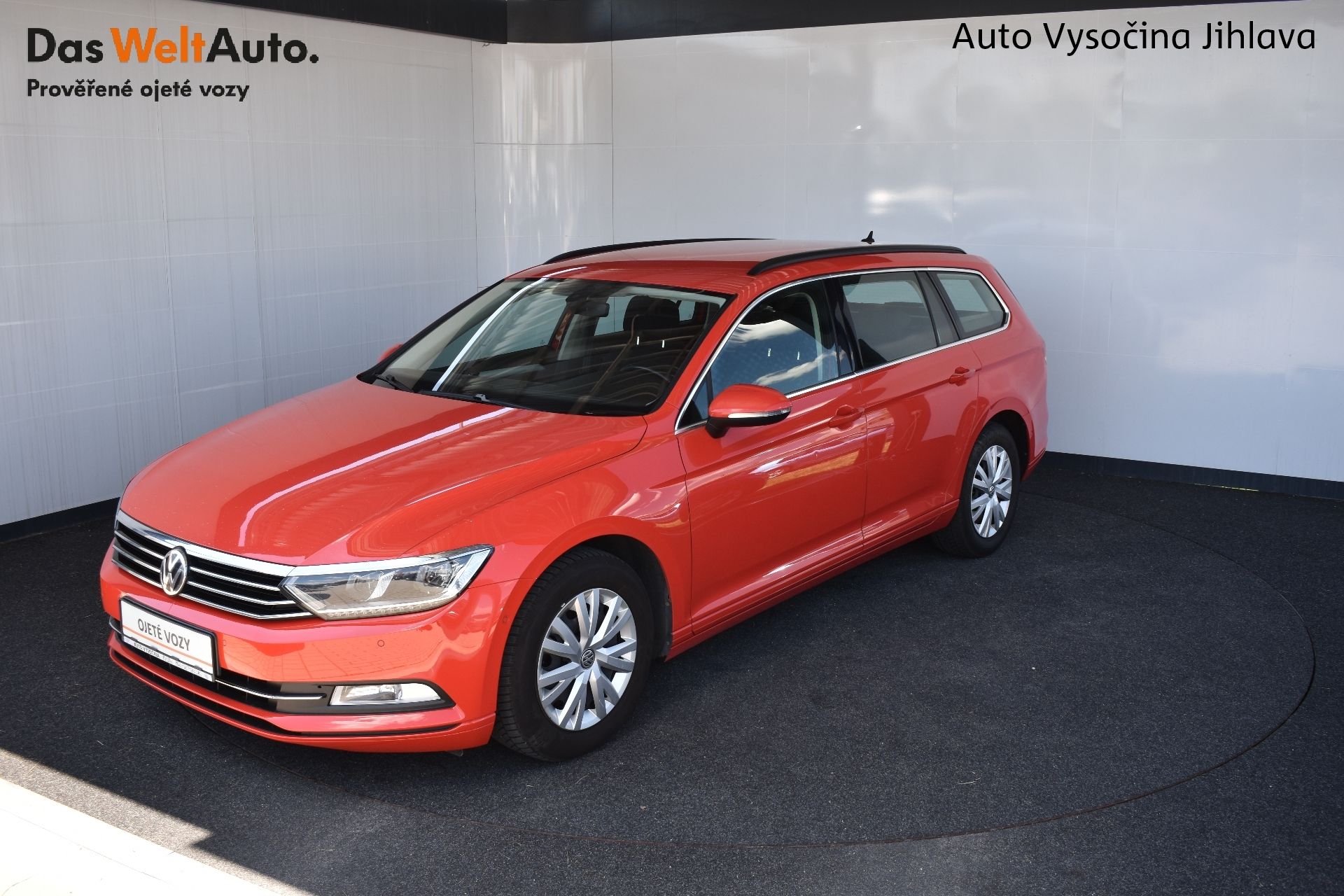 Volkswagen Passat Variant, 2.0TDI 110kW, LED, el. vyhřiív