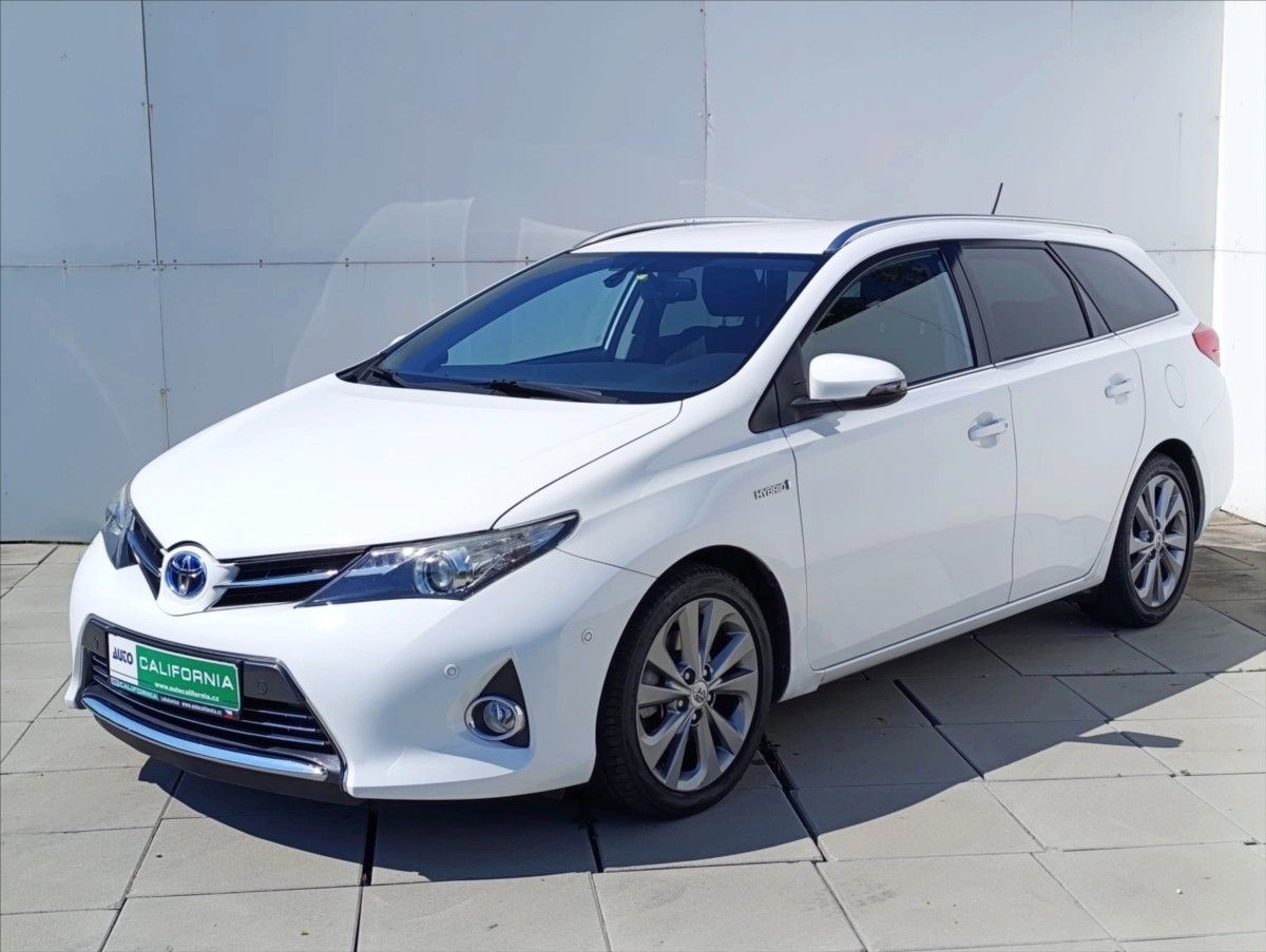 Toyota Auris, 1,8 i HYBRID AT KAMERA NAVI