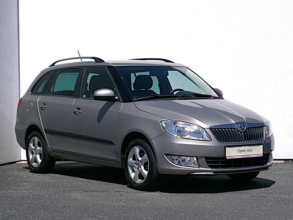 Škoda Fabia, Ambition 1.2 TSI 63 kW - fotka 5