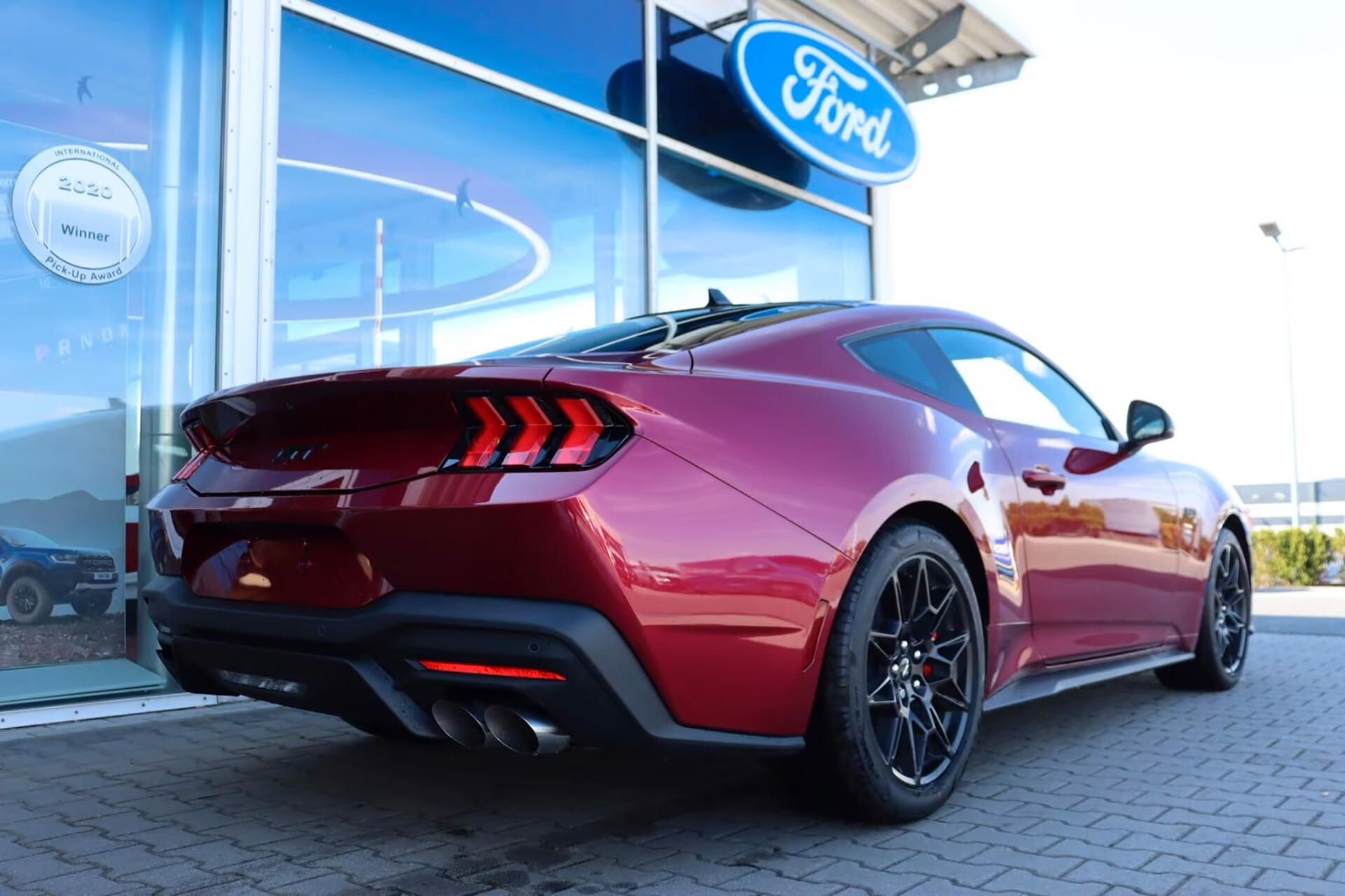 Ford Mustang, Fastback 5.0 Nite Pony - fotka 6