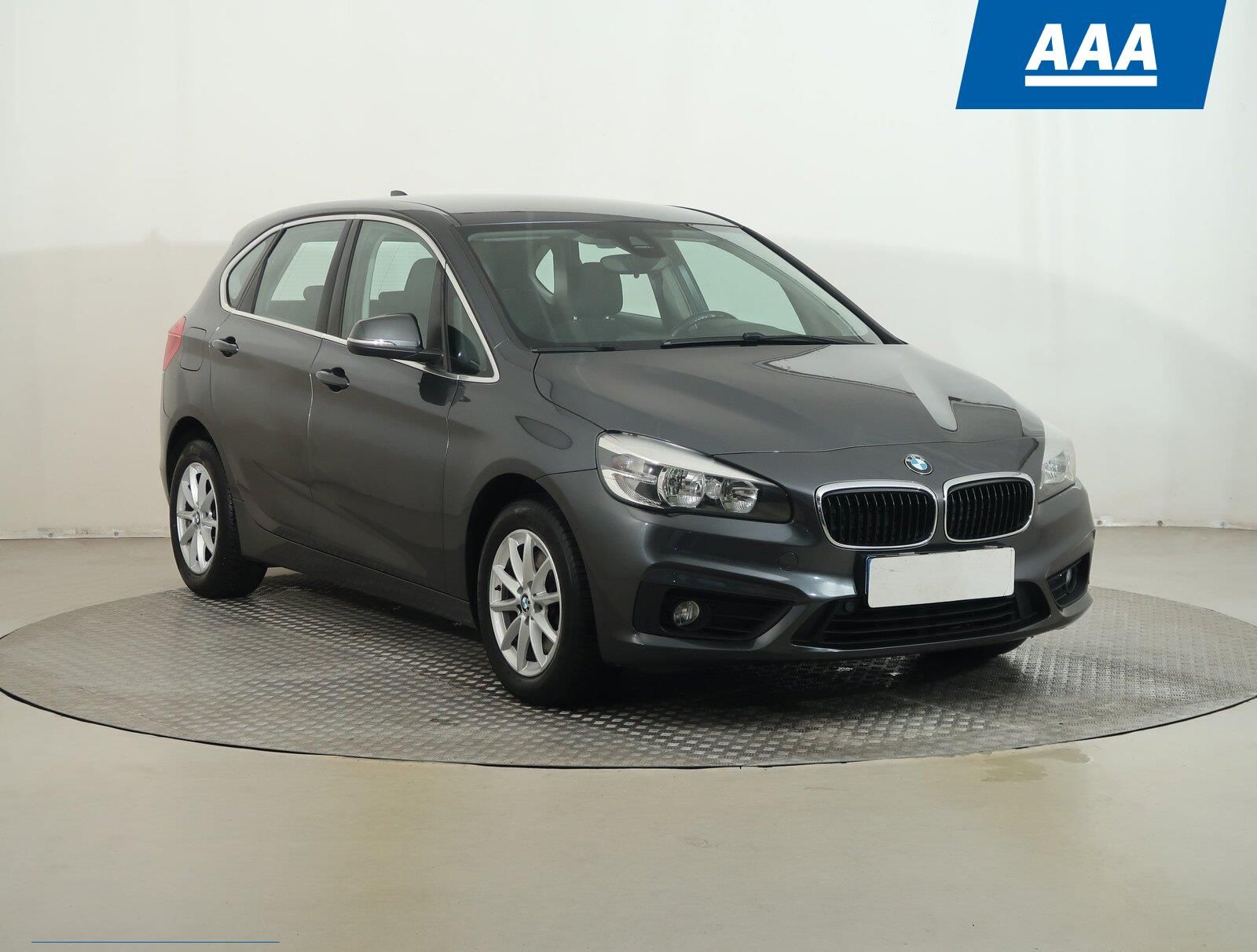 BMW Řada 2, 218i Active Tourer, Automat