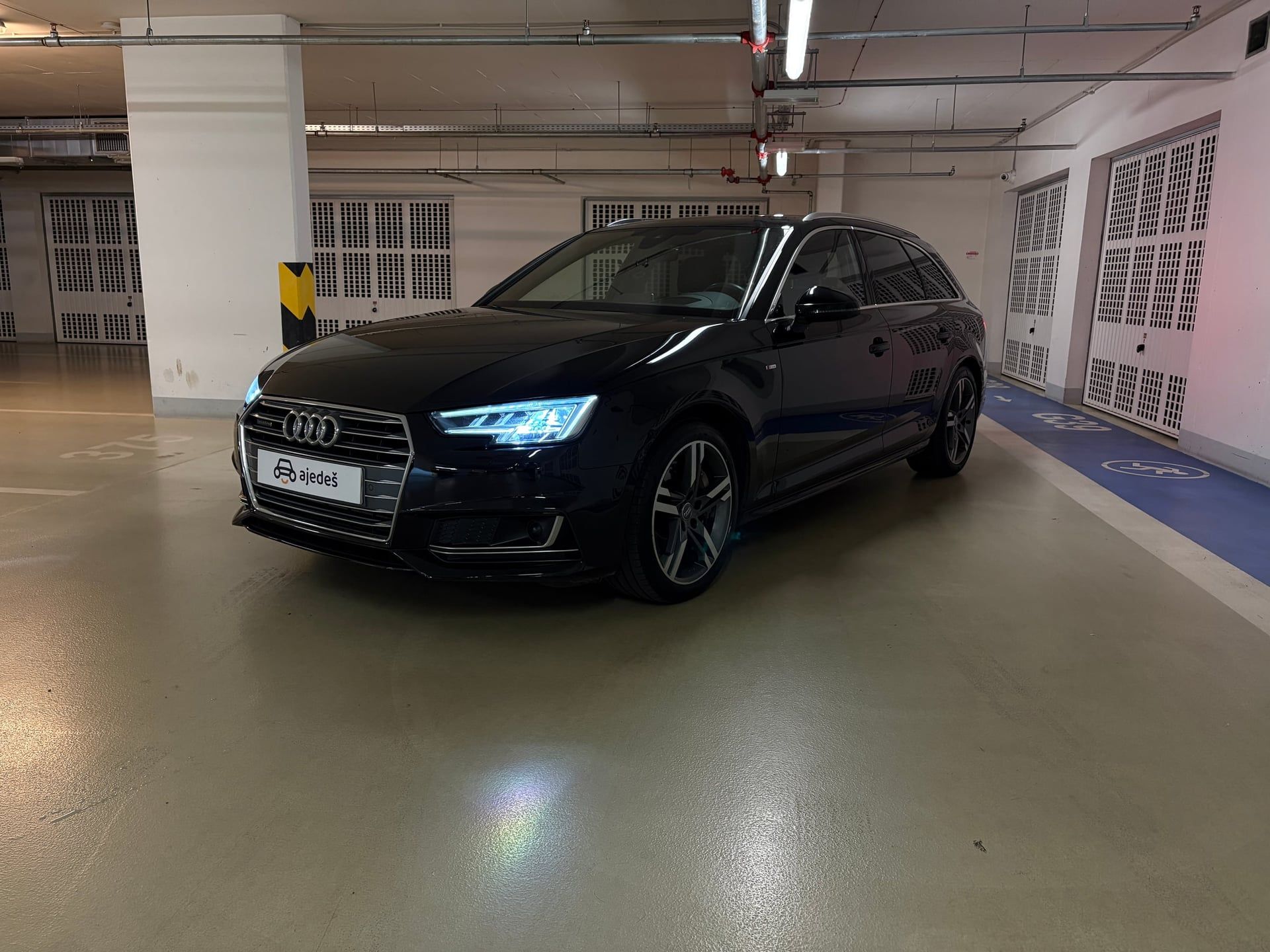 Audi A4 Avant, 2.0 TFSI/S-Tronic/S-Line/ČR - fotka 2