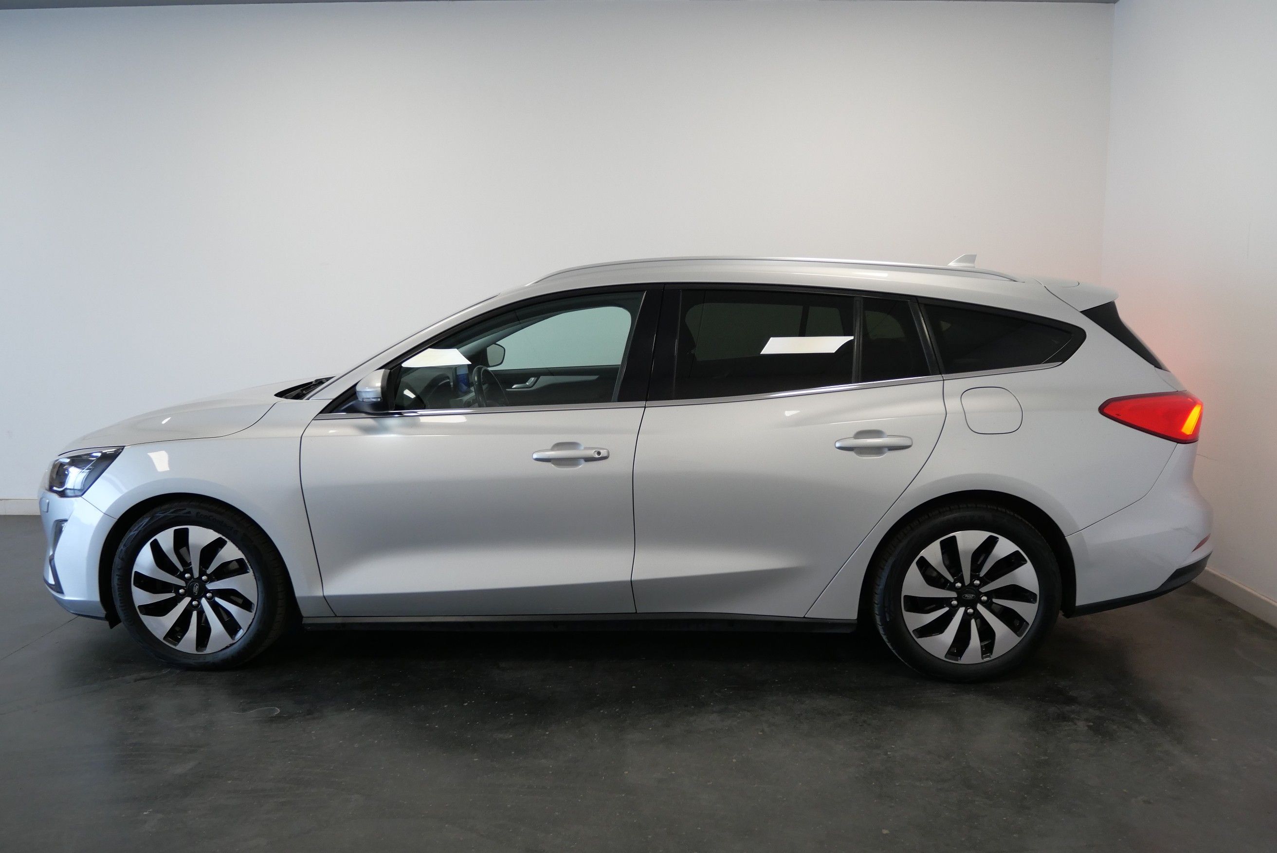 Ford Focus, 2.0 TDCI 110 kW - fotka 3