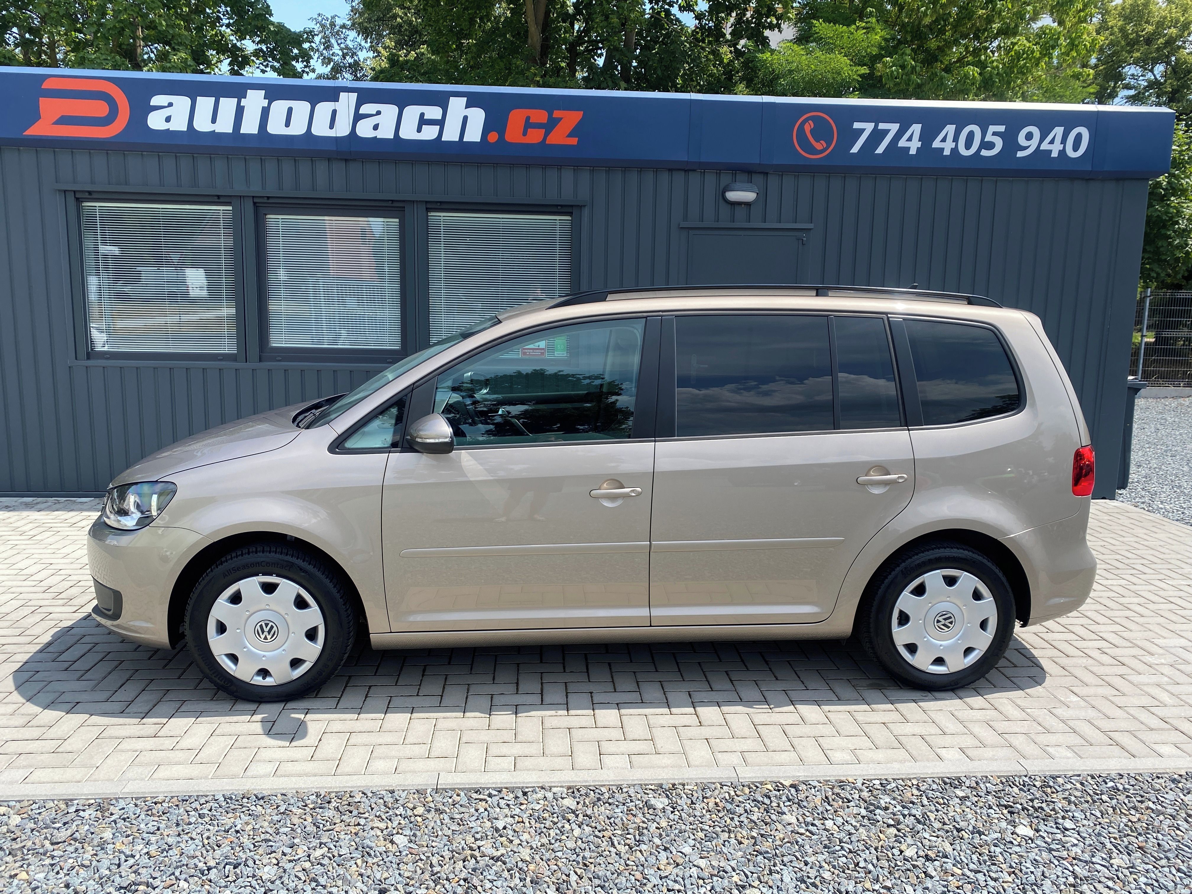 Volkswagen Touran, 1.2 TSI 77kW-CLIMATRONIC-NAVI