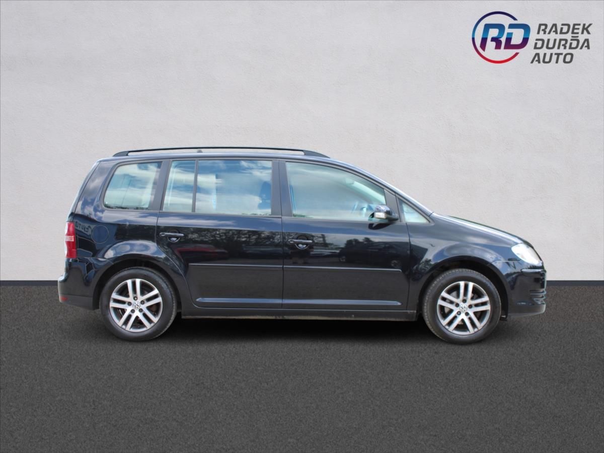 Volkswagen Touran, 1,9 TDI  KLIMATIZACE,TEMPOMAT - fotka 4