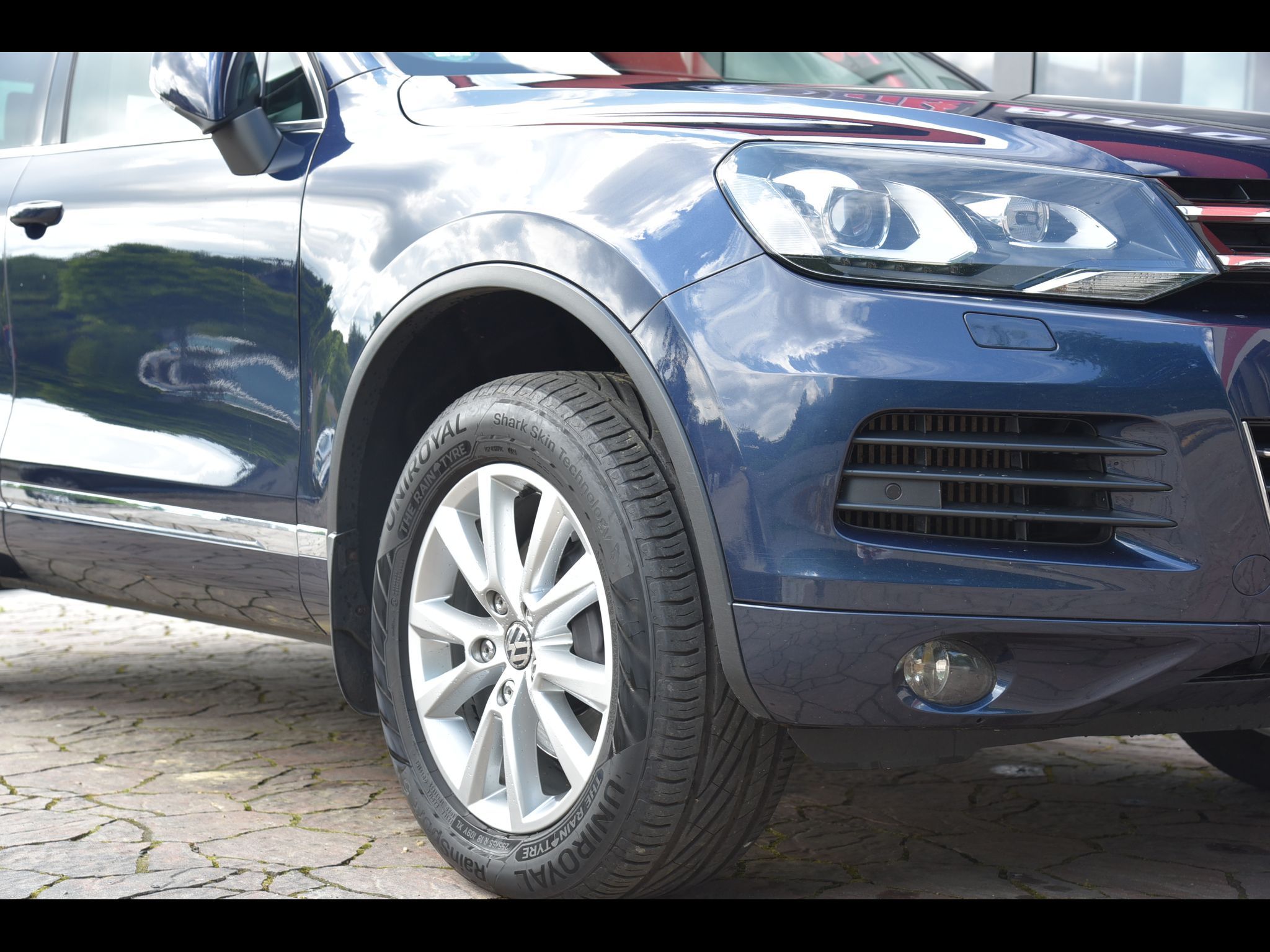 Volkswagen Touareg, 3.0 TDi V6 180 kw 4x4 - fotka 2
