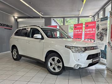 2.2 DI-D 110kW A/T, 7MÍST, 4x4