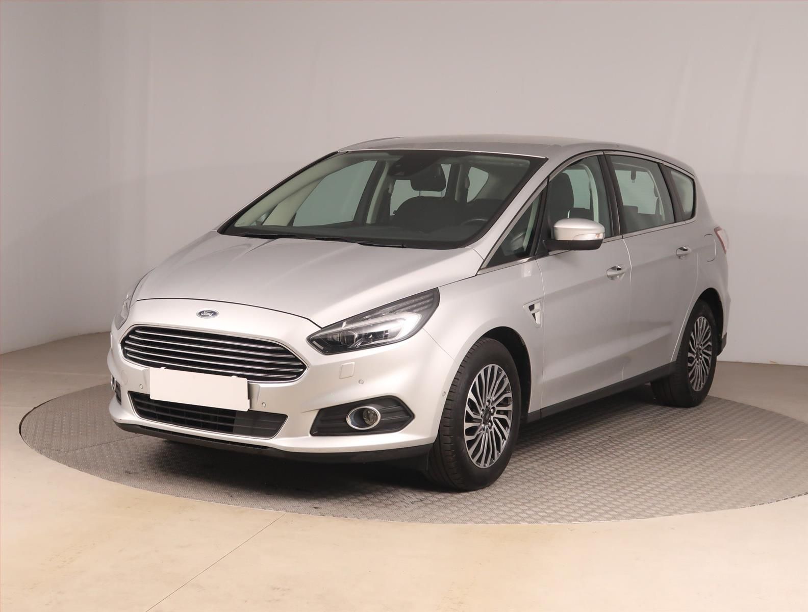 Ford S-MAX, 2.0 TDCi, Titanium, Automat - fotka 2