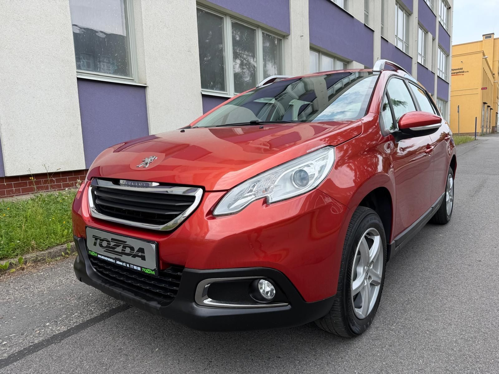Peugeot 2008, 1,2 PureTech / servis.kn./