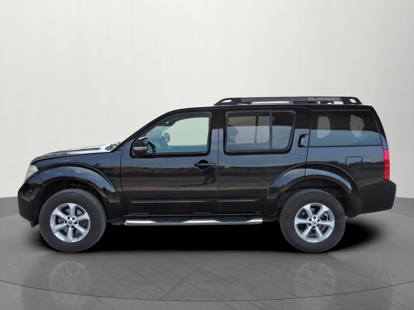 Nissan Pathfinder, 2.5dCi 126kW Manuál Style - fotka 2