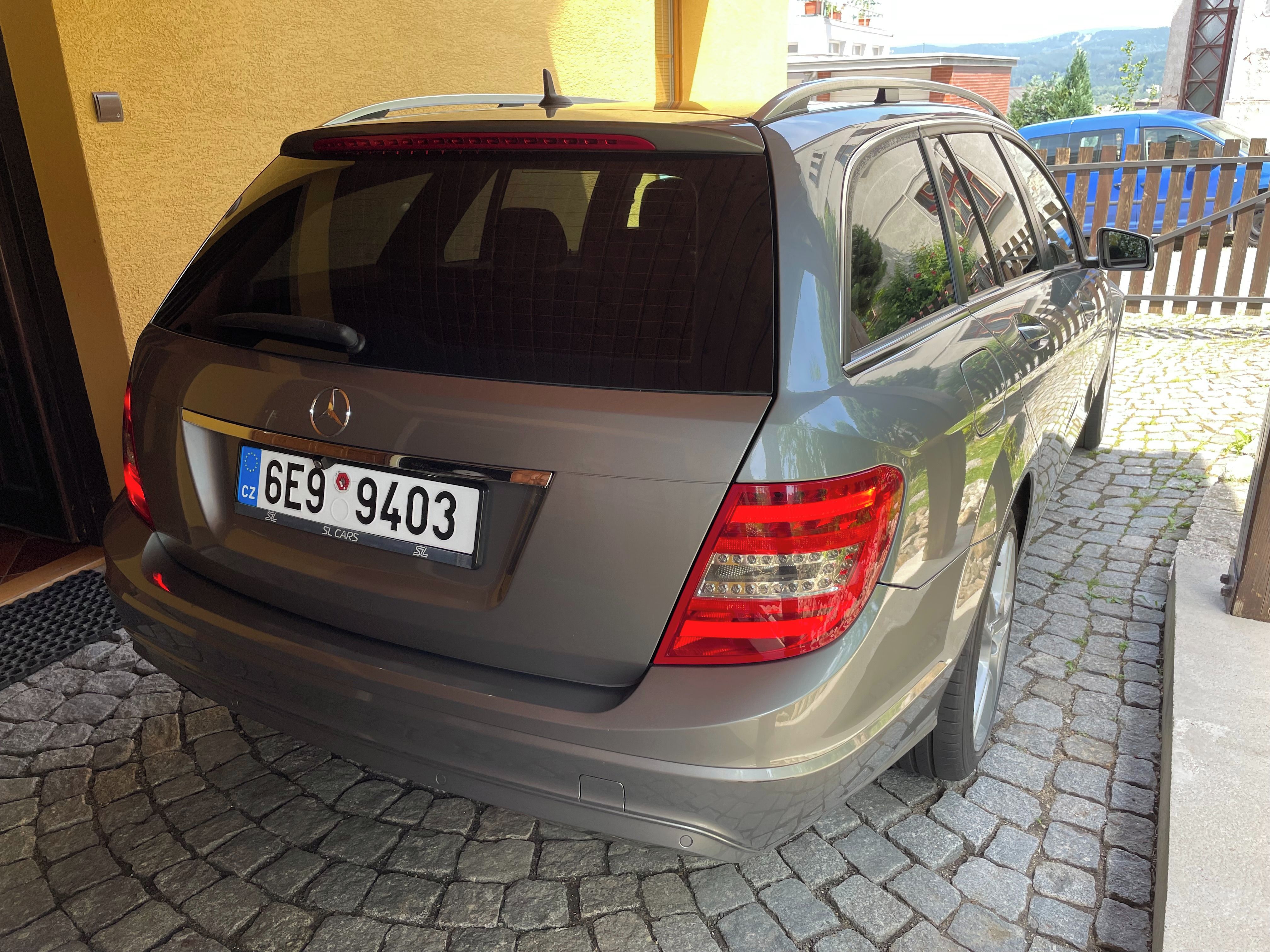 Mercedes-Benz Třídy C, 200 CDI 100kW Navi/automat/ČR - fotka 5