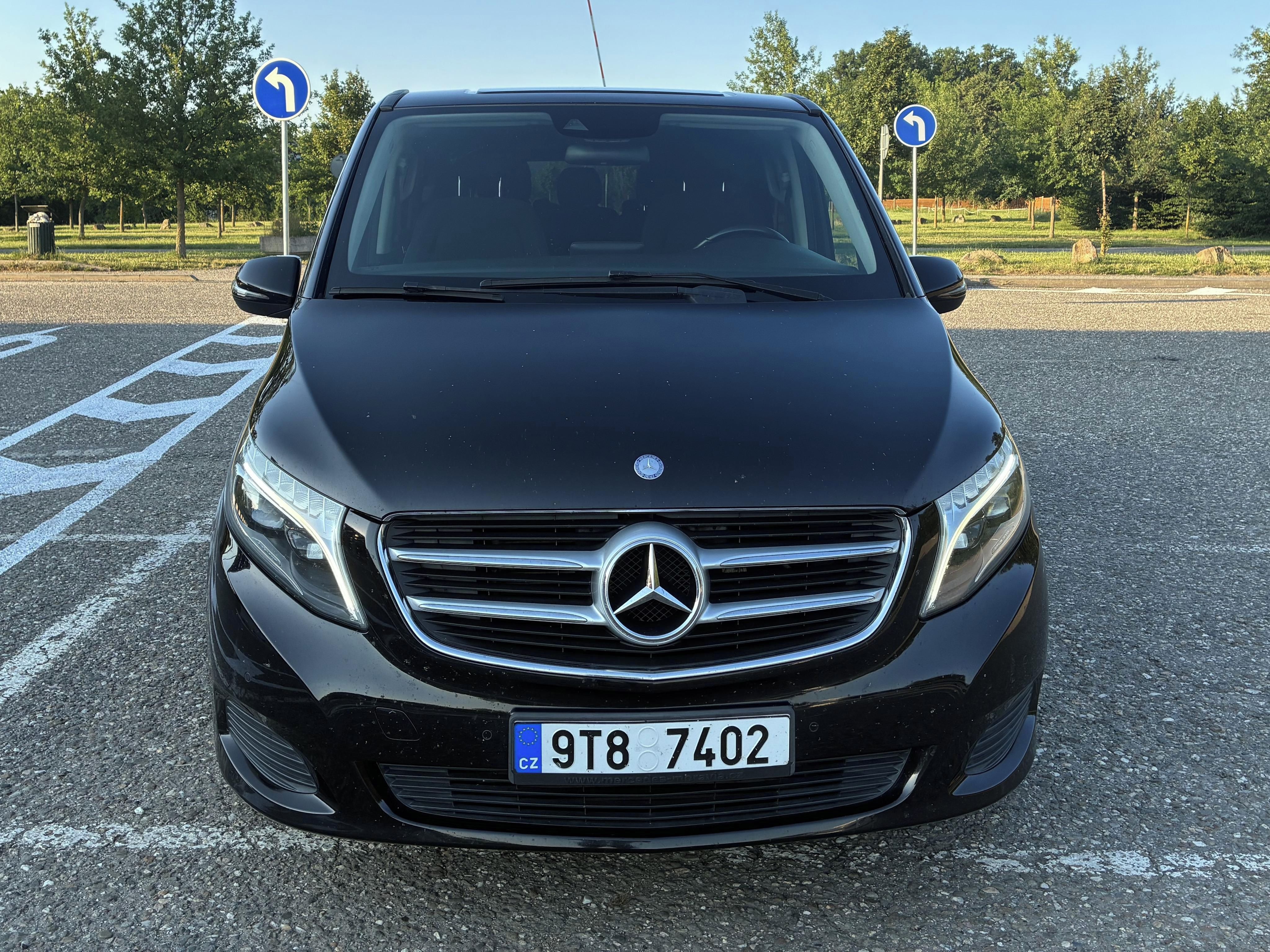 Mercedes-Benz Třídy V, V220d L, 7 míst, automat, ČR