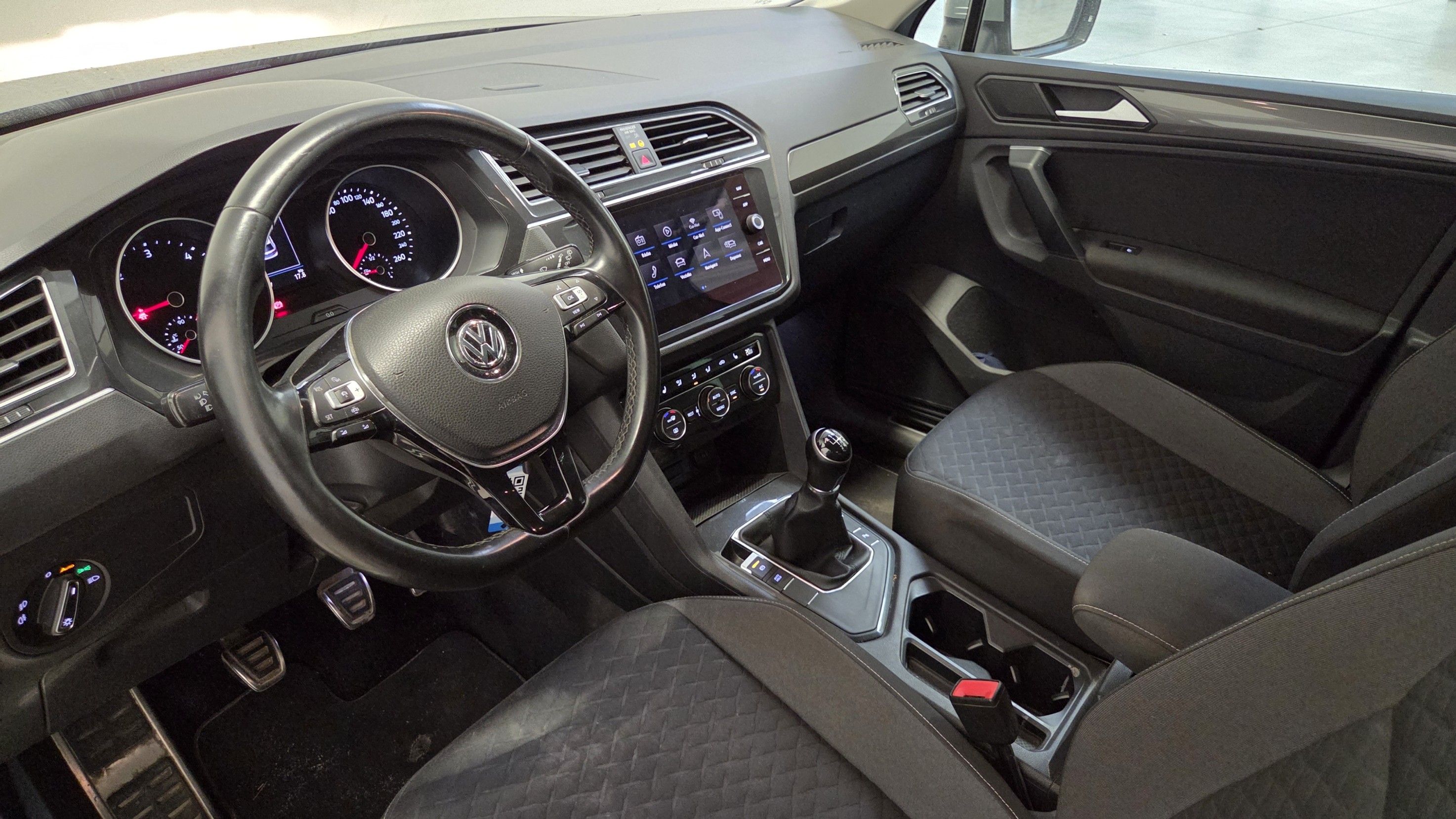 Volkswagen Tiguan, 2.0 TDI 110 kW Join - fotka 5
