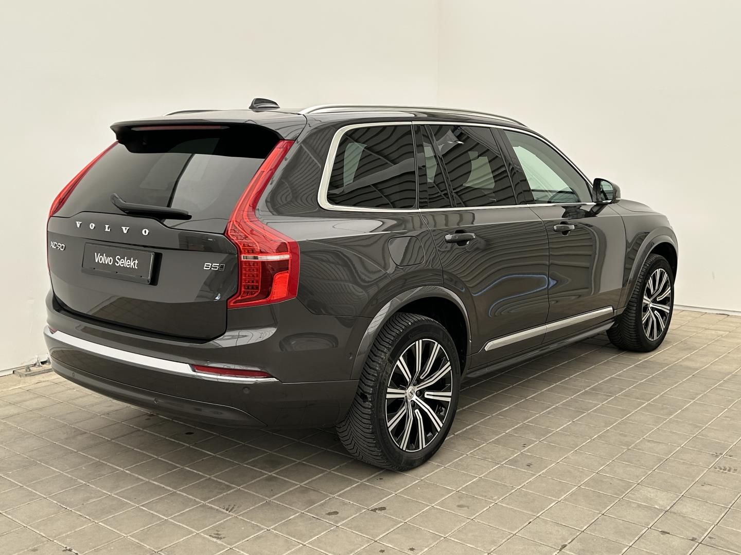 Volvo XC90, 2.0B5 173kW 4x4  "PLUS Bright" - fotka 6