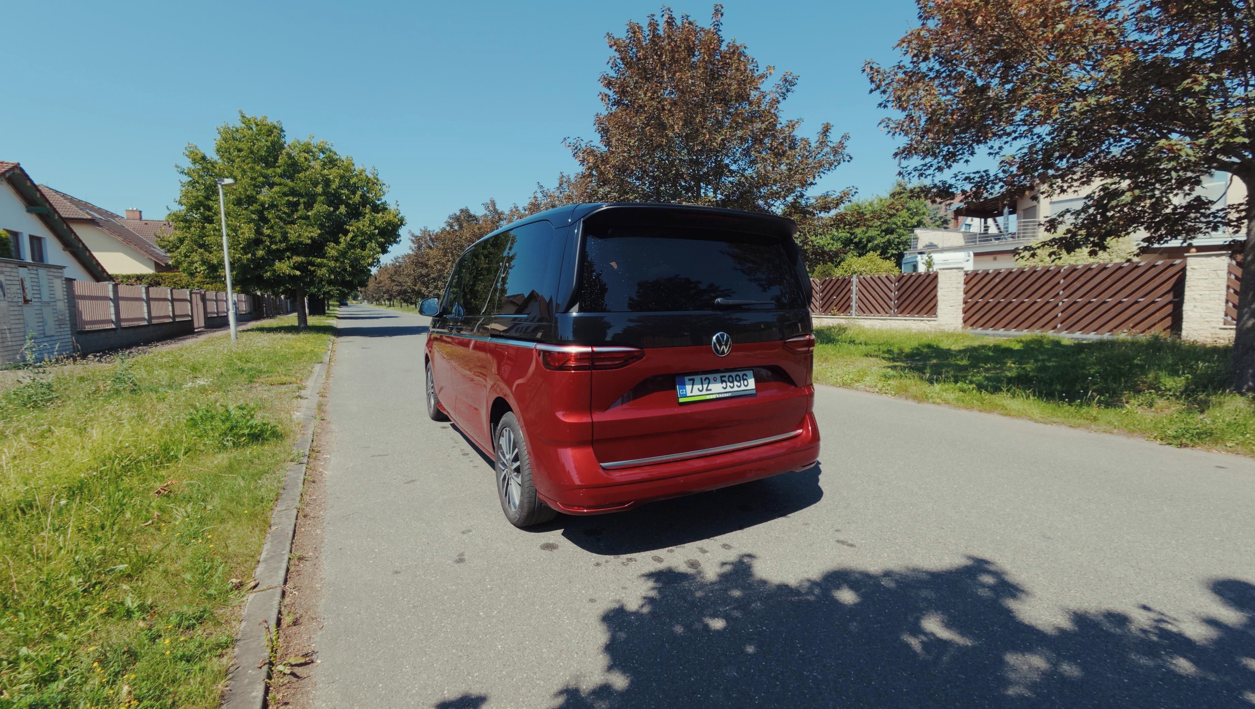 Volkswagen Multivan, 2.0TDI, Style, DPH - fotka 4