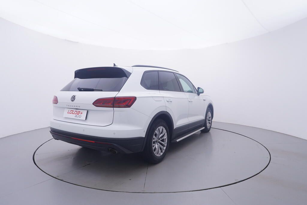 Volkswagen Touareg, 3.0 TDI 170 kW - fotka 5