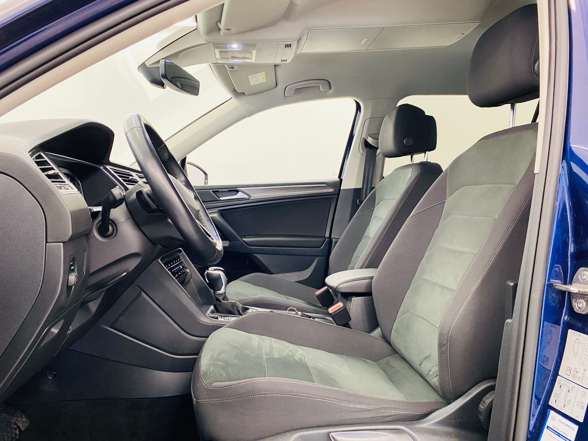 Volkswagen Tiguan Allspace, 2.0 TSI DSG 140kW 4x4 Elegance - fotka 5