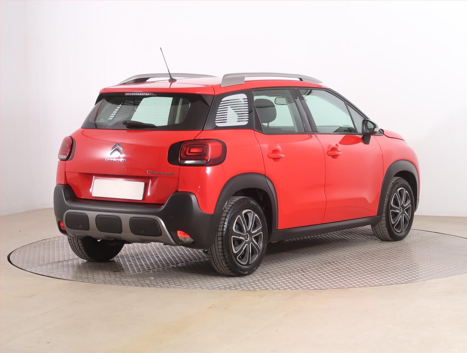 Citroën C3 Aircross, 1.2 PureTech, Shine - fotka 5