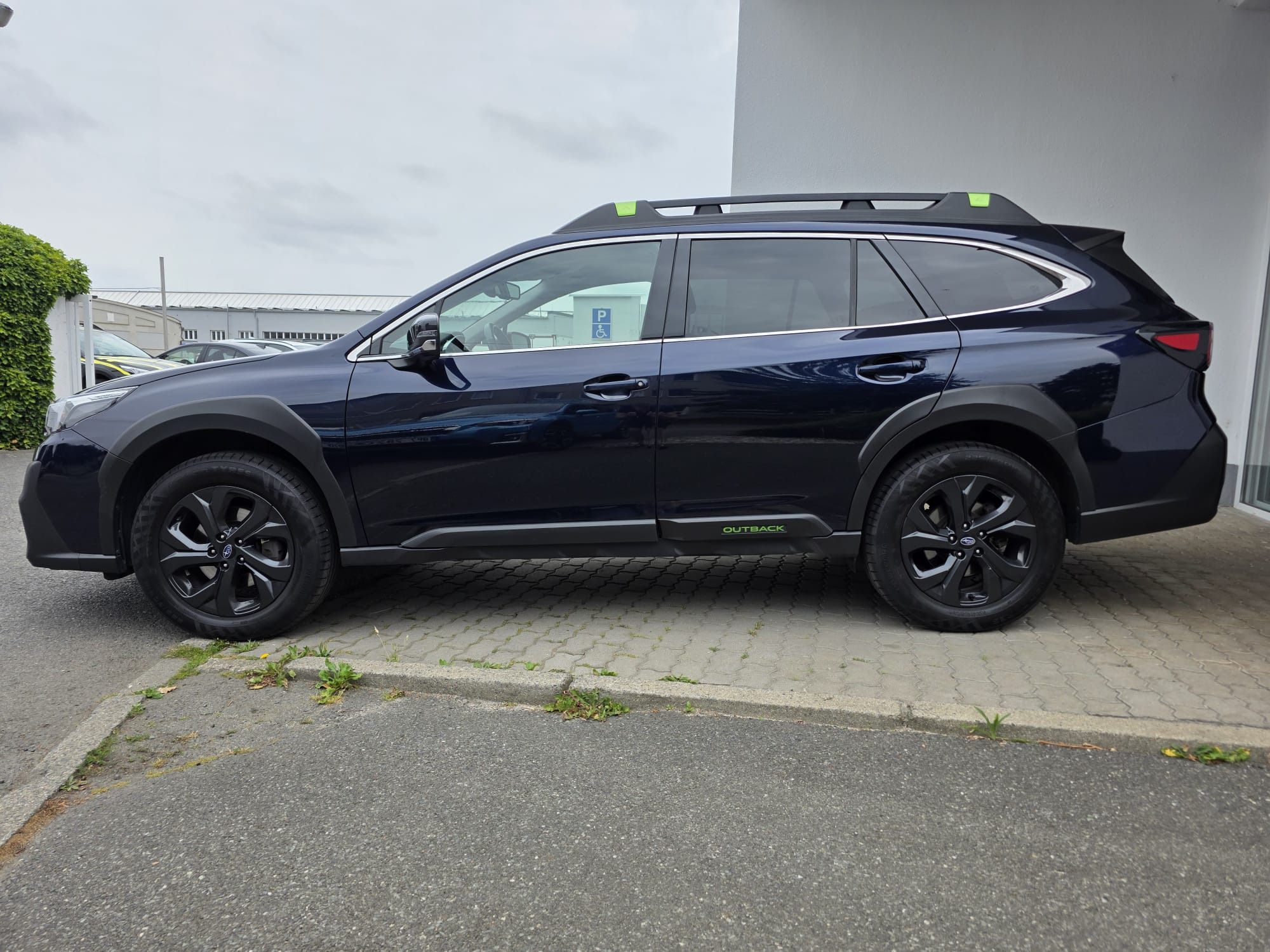 Subaru Outback, 2,5 CVT FIELD - fotka 3