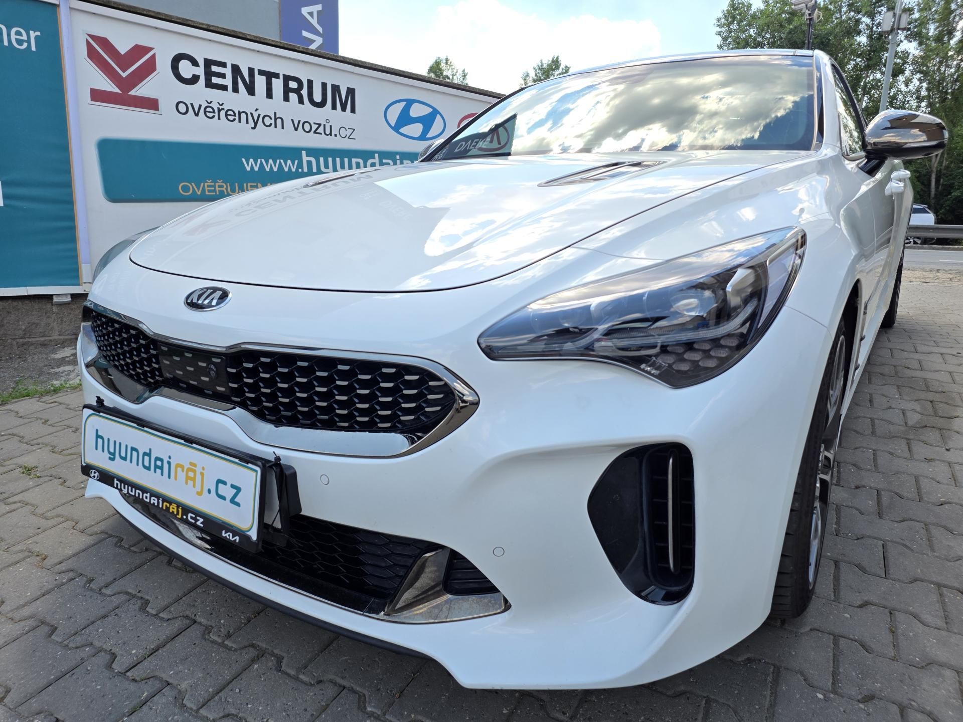 Kia Stinger, 3.3-PANORAMA-AUTOMAT-KŮŽE - fotka 5