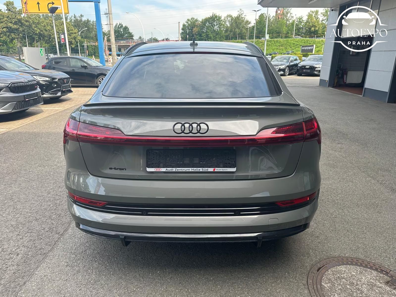 Audi e-tron, Sportback 50 quattro S line - fotka 4