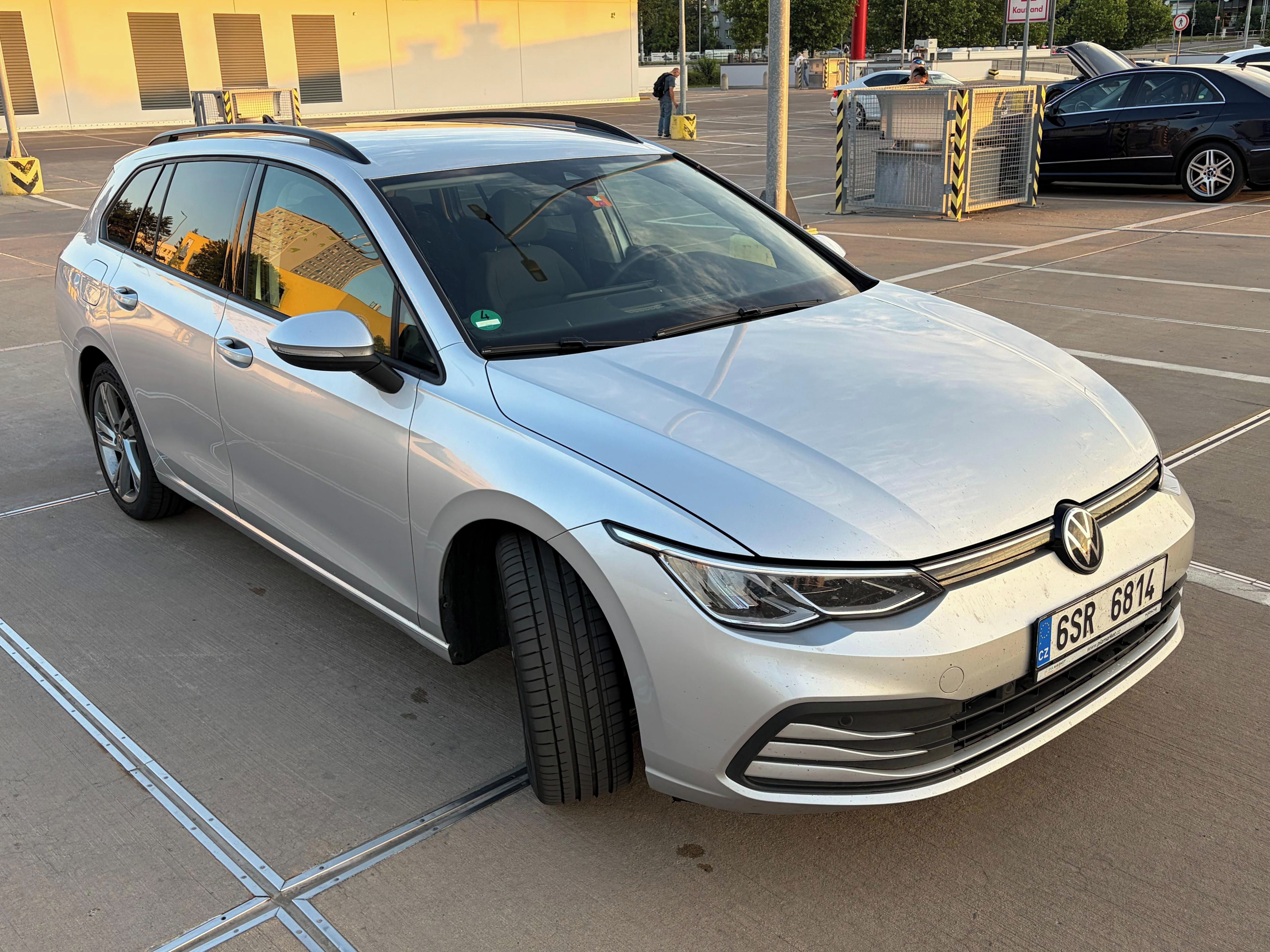 Volkswagen Golf, 2.0TDI, DSG, pravidelný servis - fotka 3
