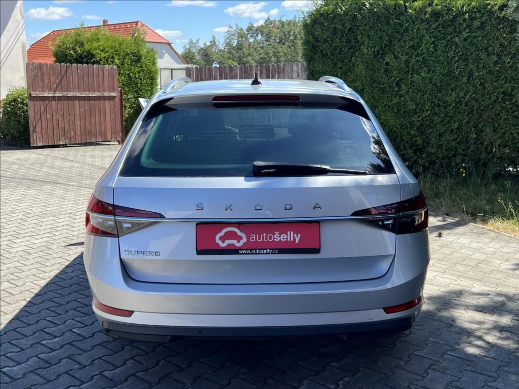 Škoda Superb, 2,0 TDI DSG Premium Edition - fotka 4