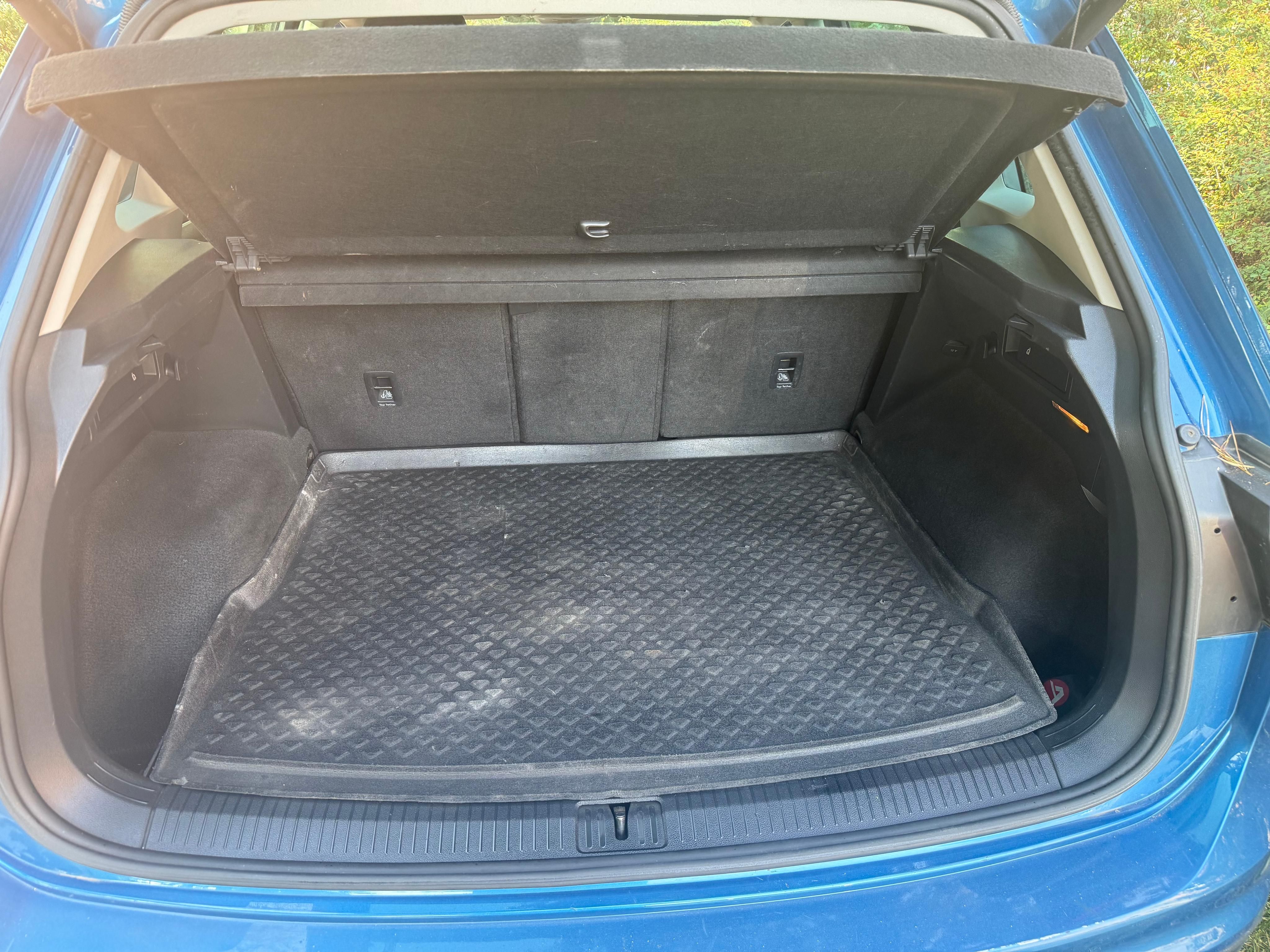 Volkswagen Tiguan - fotka 4