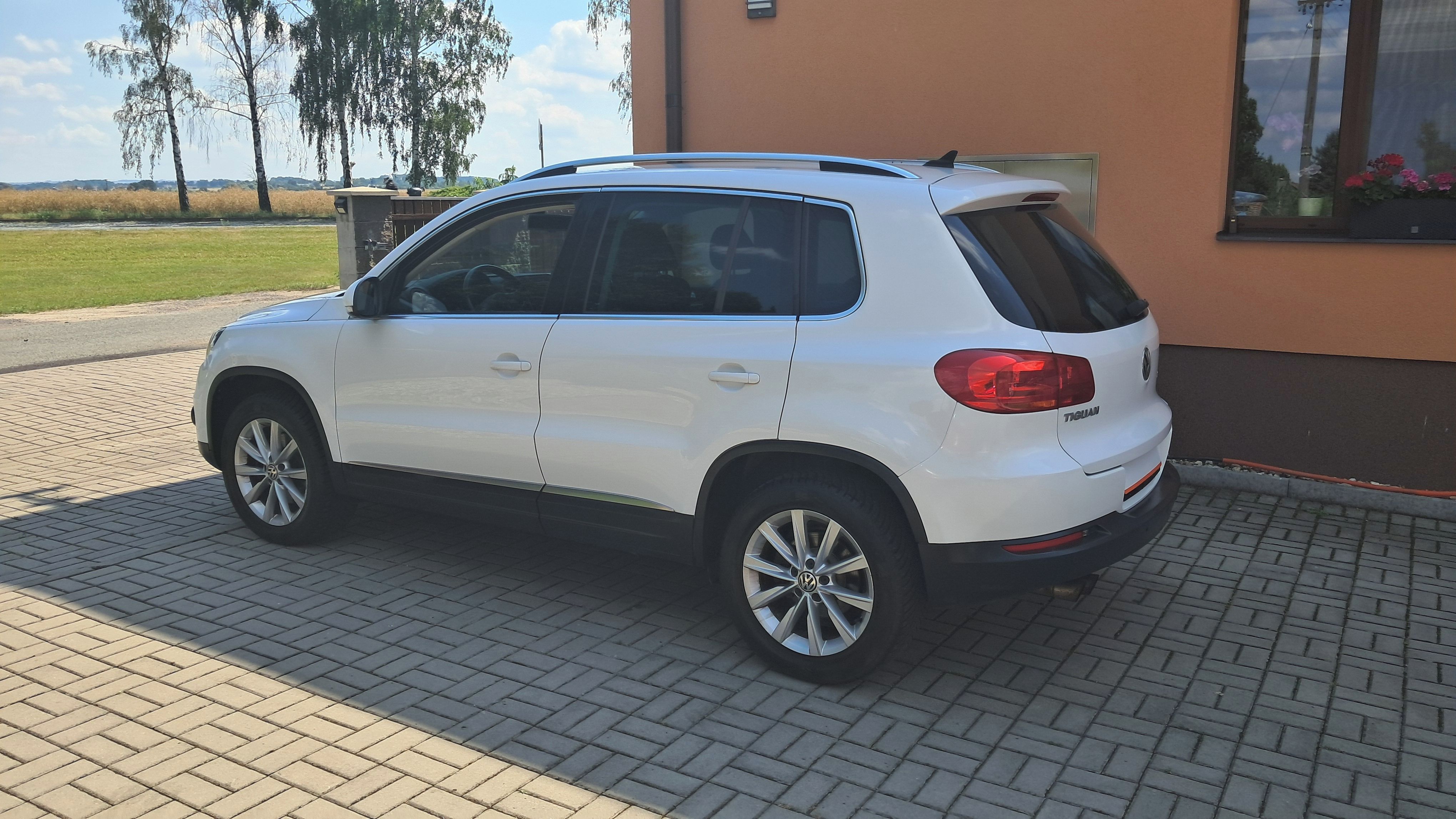 Volkswagen Tiguan, 2.0 TDI / 103KW DSG 4x4 SPORT - fotka 5