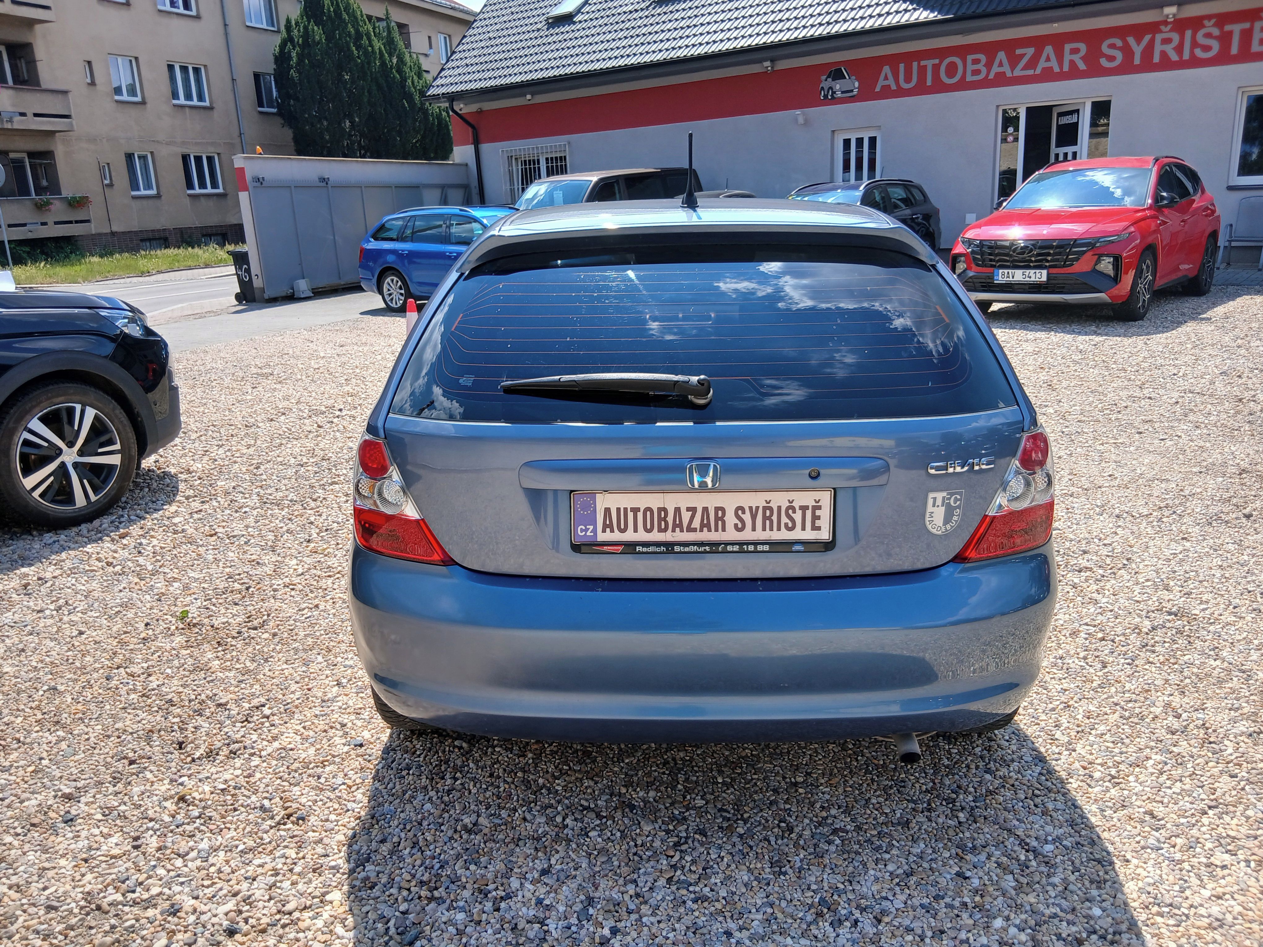 Honda Civic, 1.4i 16V LS  66KW Klima - fotka 6