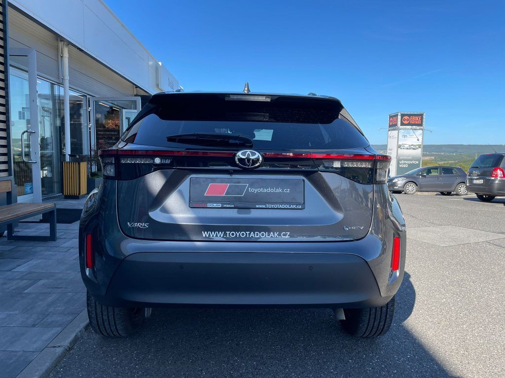 Toyota Yaris Cross, MY25 1.5 HEV Style - fotka 6