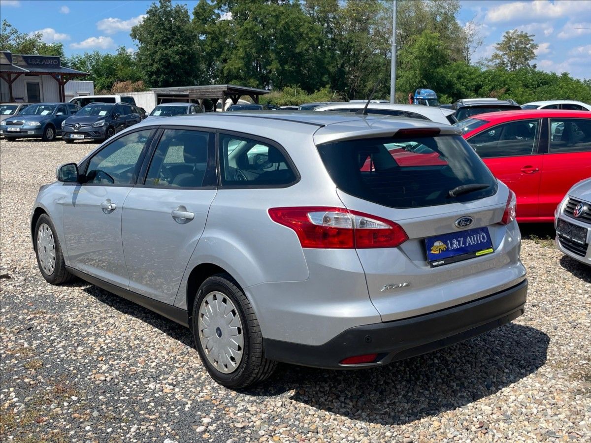 Ford Focus, 1,6 TDCi - fotka 4