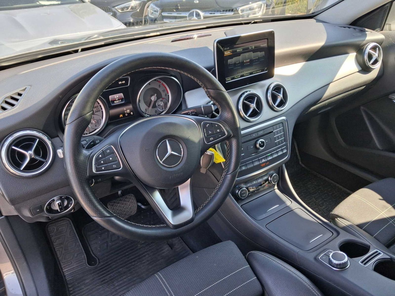 Mercedes-Benz GLA, 200 CDI 4MATIC, 4X4, Automat - fotka 3