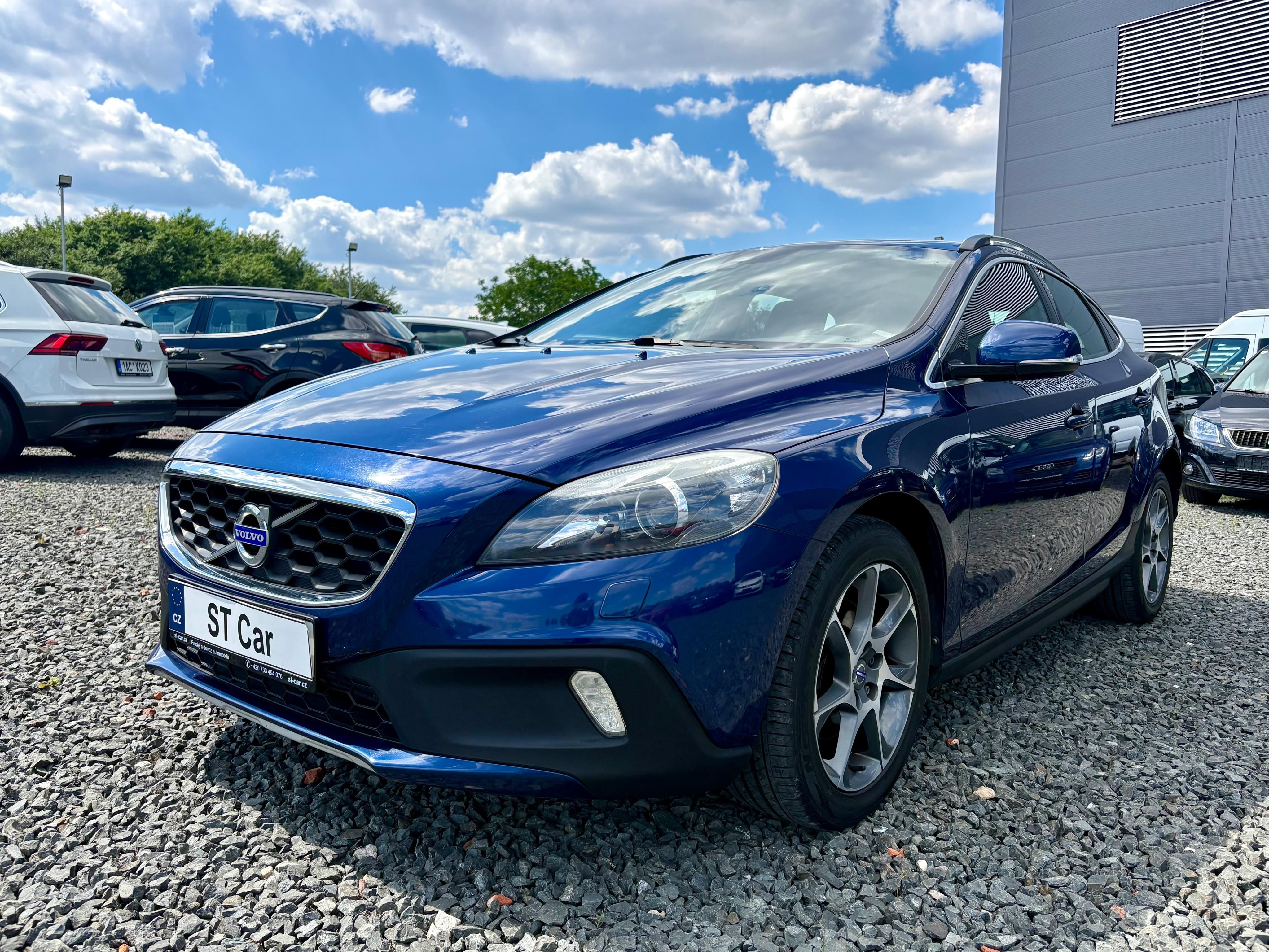Volvo V40, 1.6D2 84kw Cross Country ČR