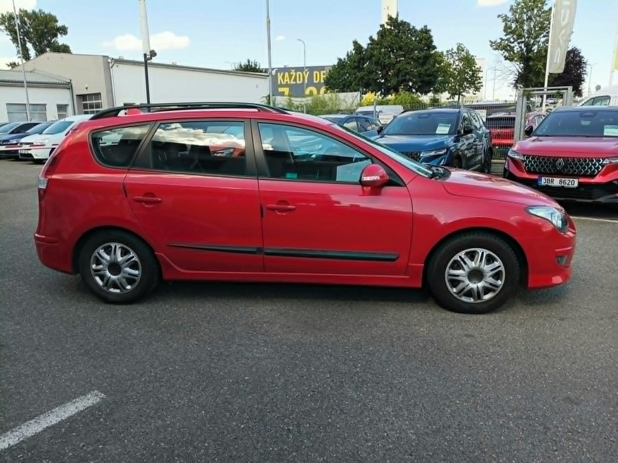 Hyundai i30, CW 1,4i Comfort LPG - fotka 3