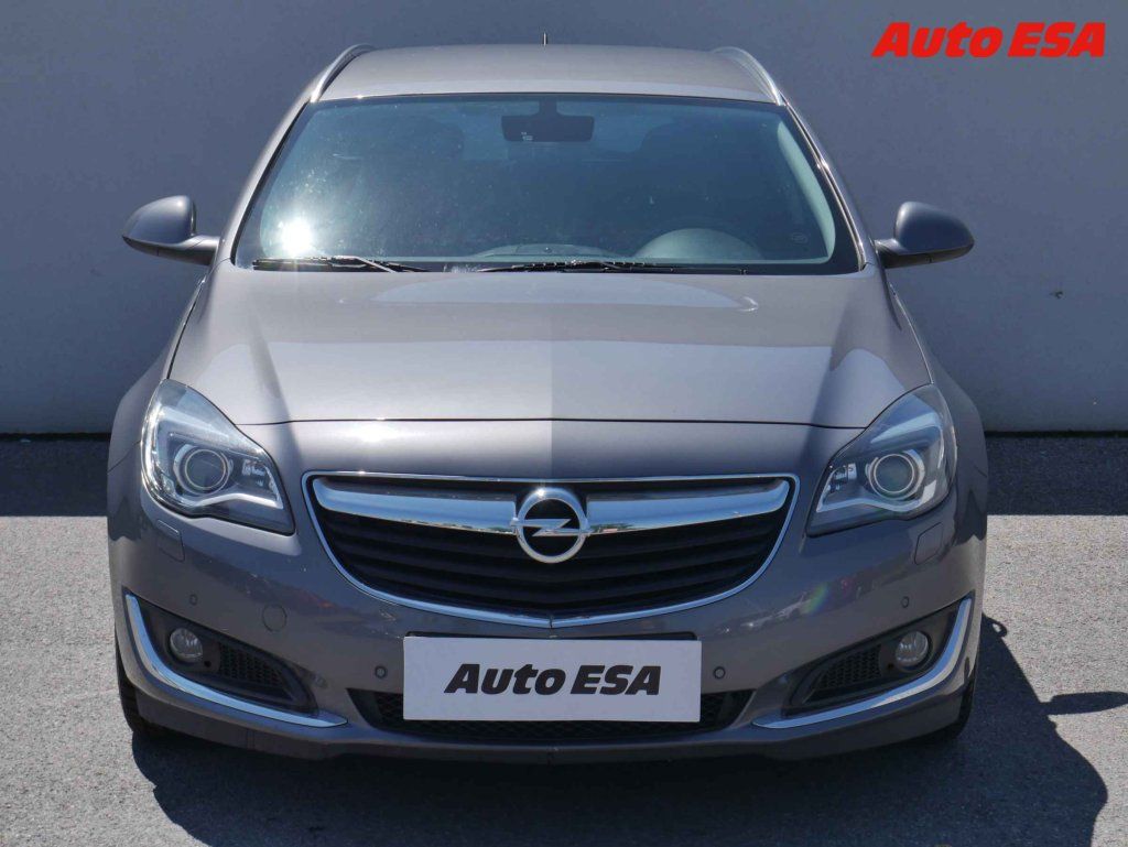 Opel Insignia, 2.0 CDTi,ČR - fotka 2
