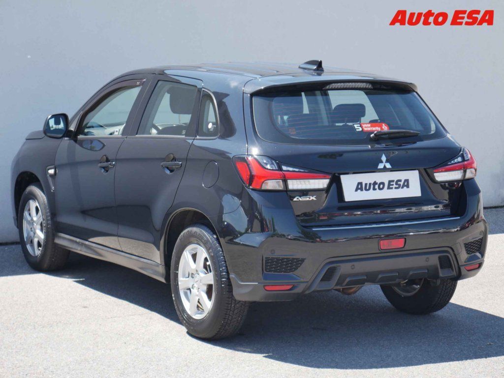 Mitsubishi ASX, 2.0Mivec,1.maj,ČR - fotka 6