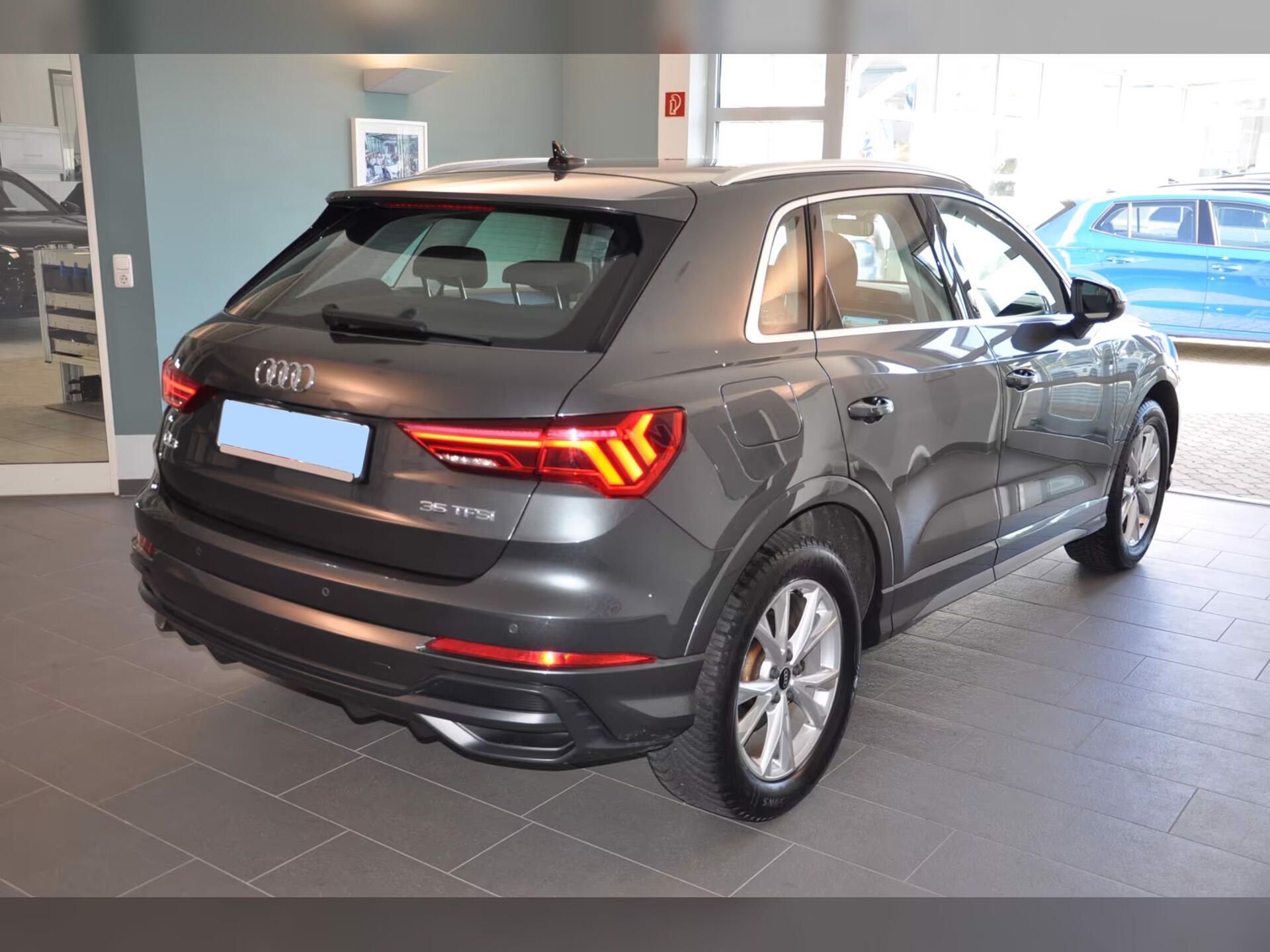 Audi Q3, 35TFSI S-Line Ad.Temp LED AC - fotka 6