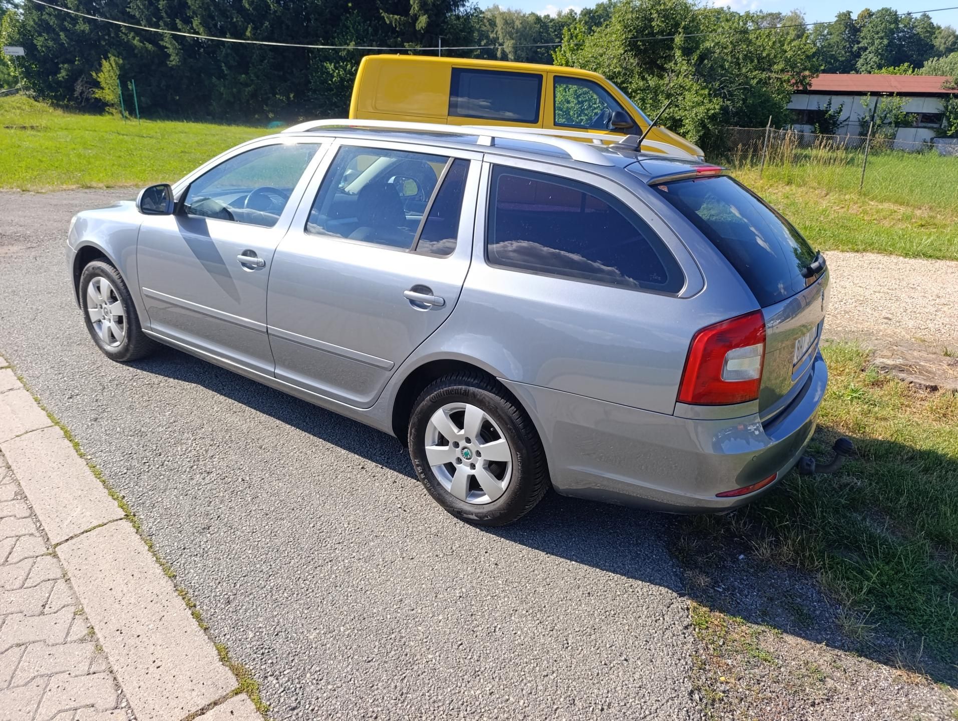 Škoda Octavia, 2.0 TDI Elegance - fotka 5