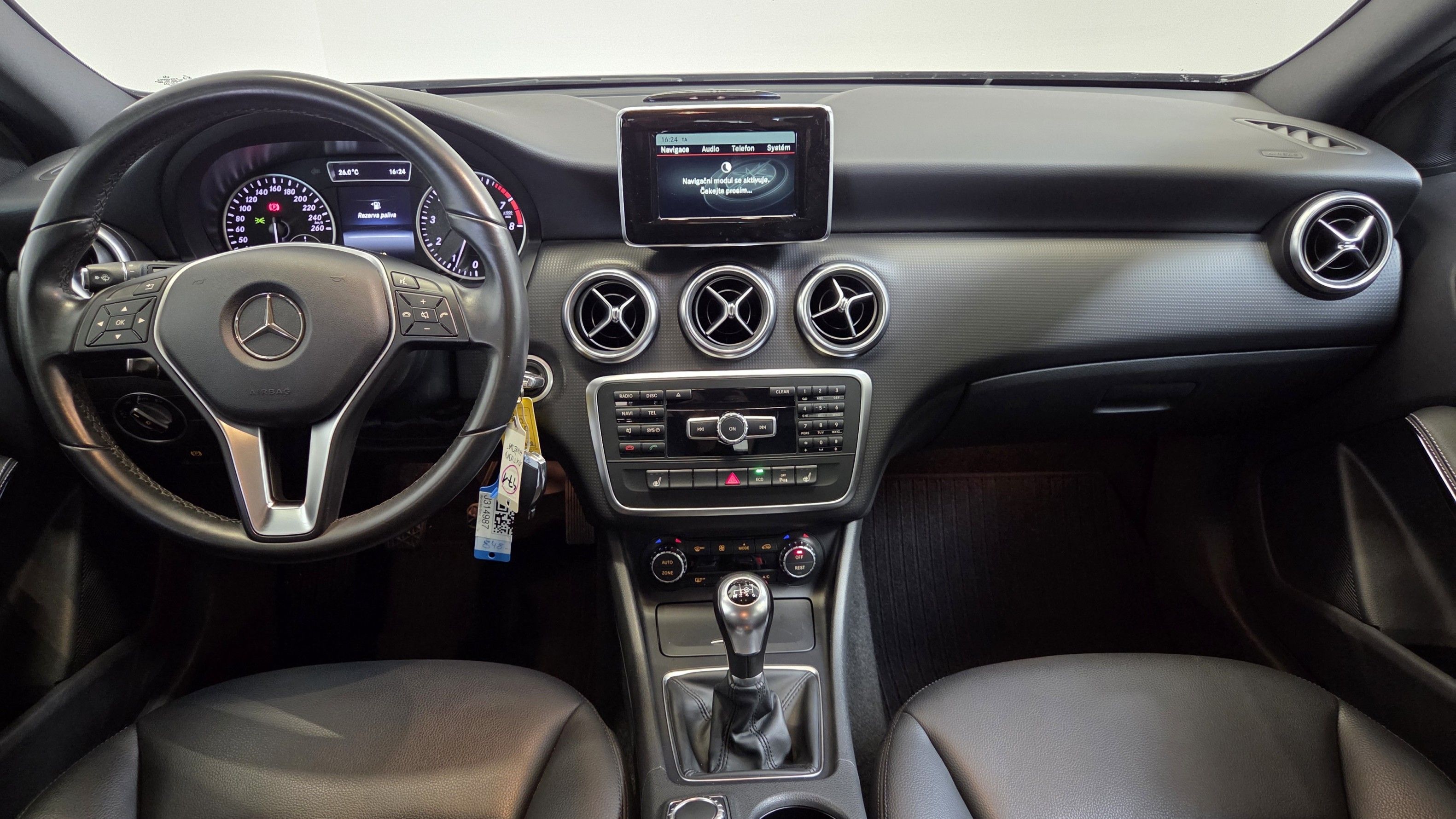 Mercedes-Benz Třídy A, 180 BlueEfficiency 90 kW Style - fotka 6